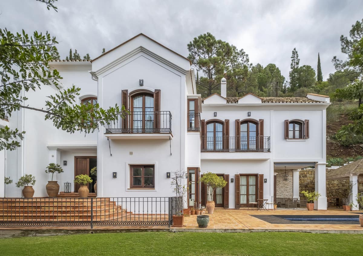 6 bedroom Villa For Sale