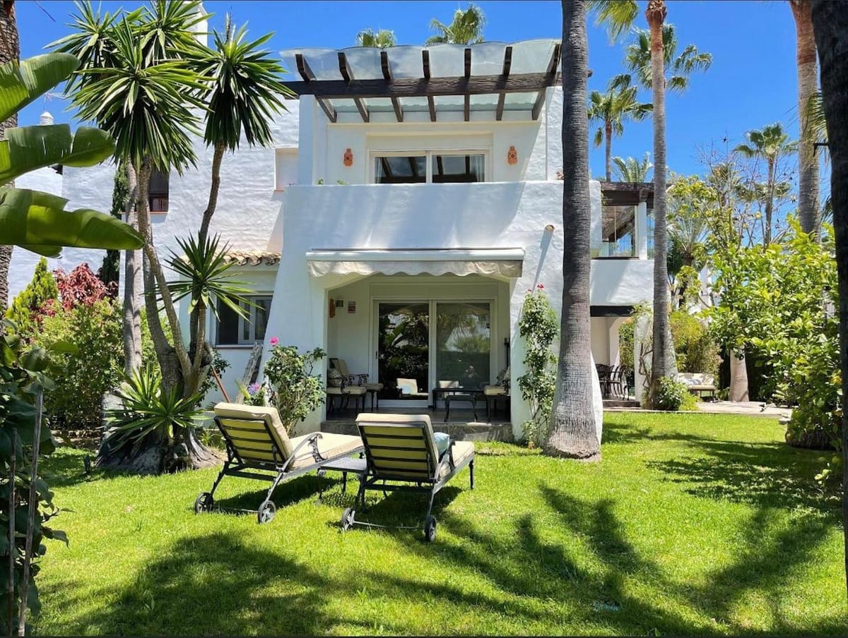 4 bedroom Villa For Sale
