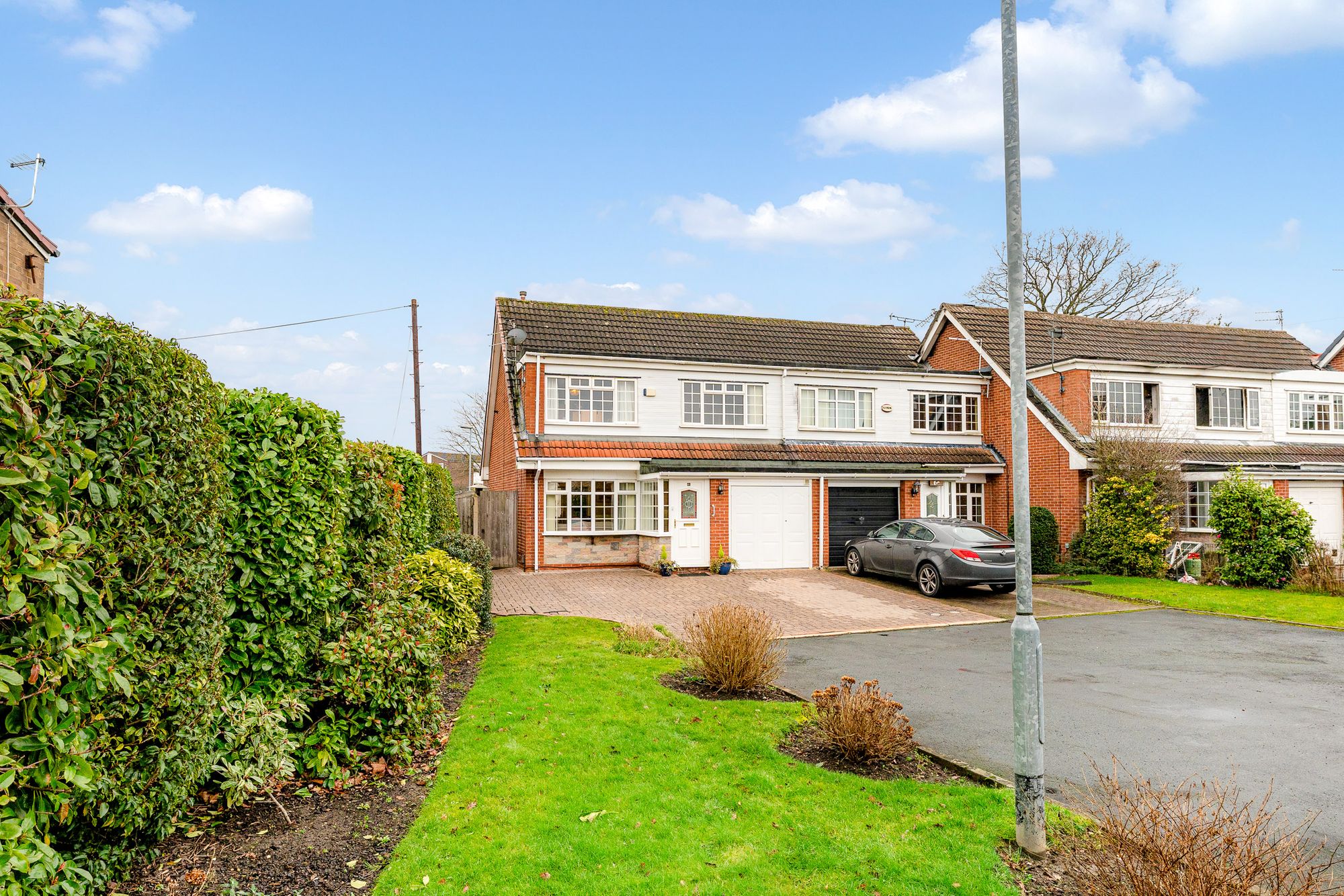 4 bedroom End of terrace house Under Offer