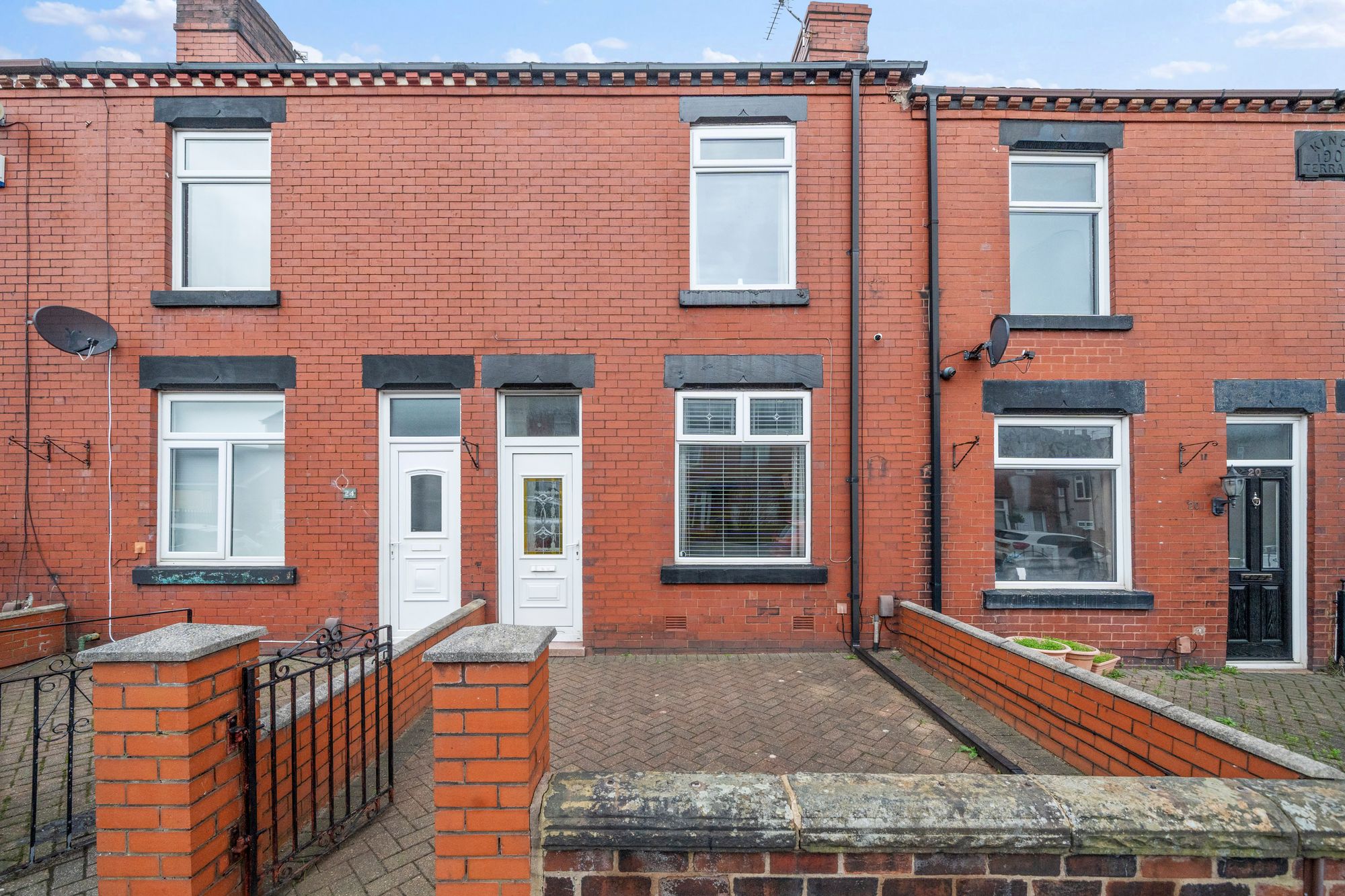 2 bedroom Terraced House Under Offer