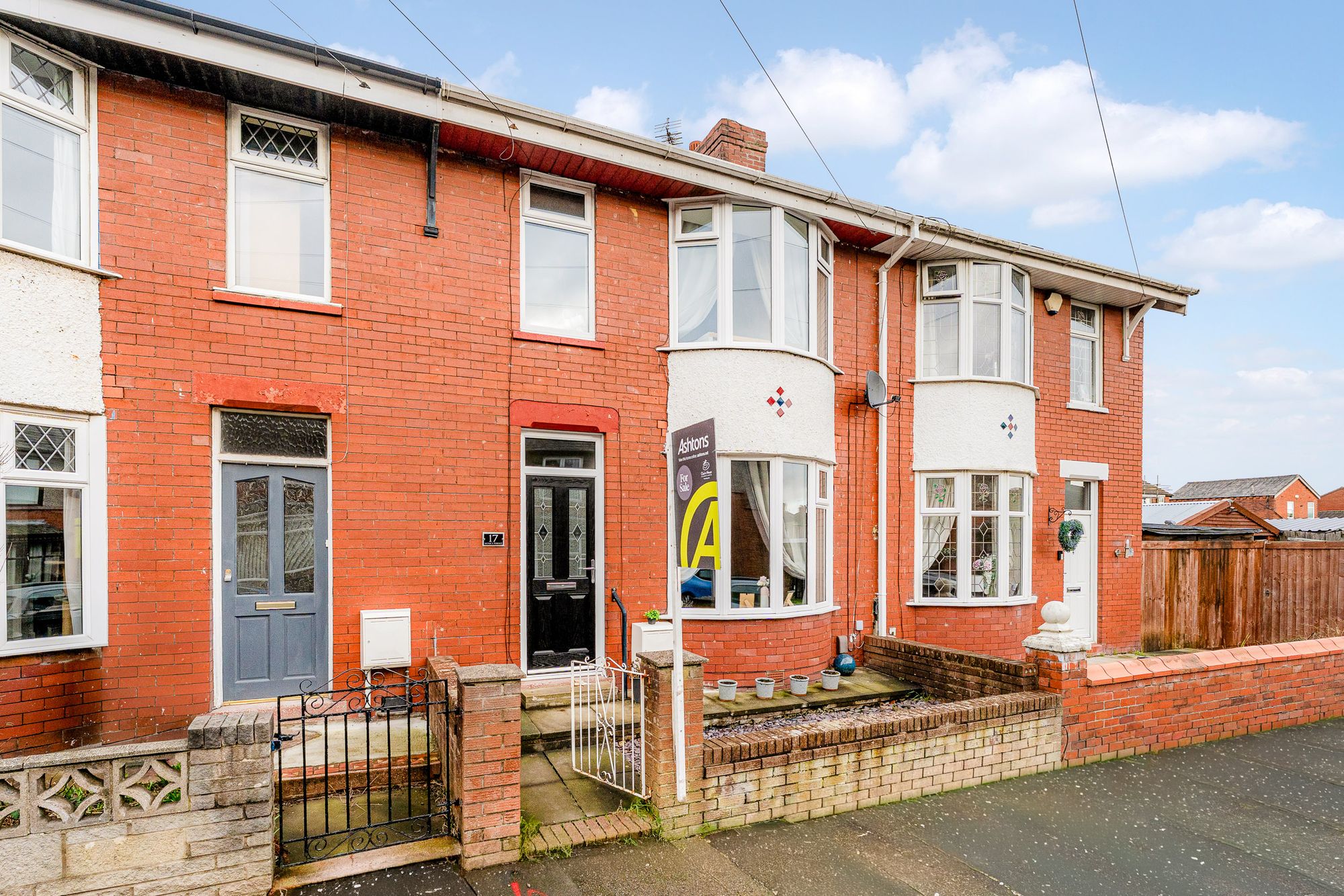 3 bedroom Terraced House Under Offer