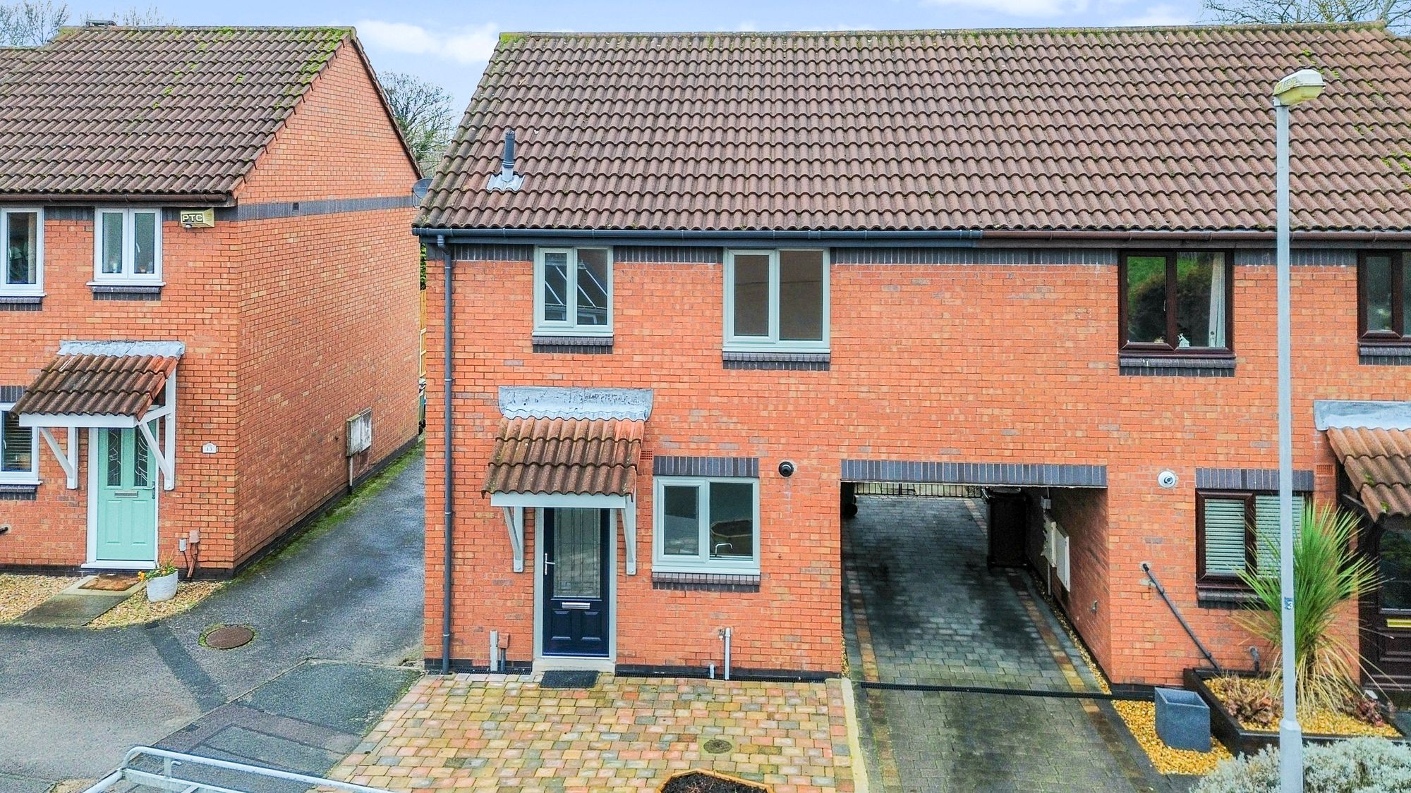 3 bedroom End of terrace house Under Offer
