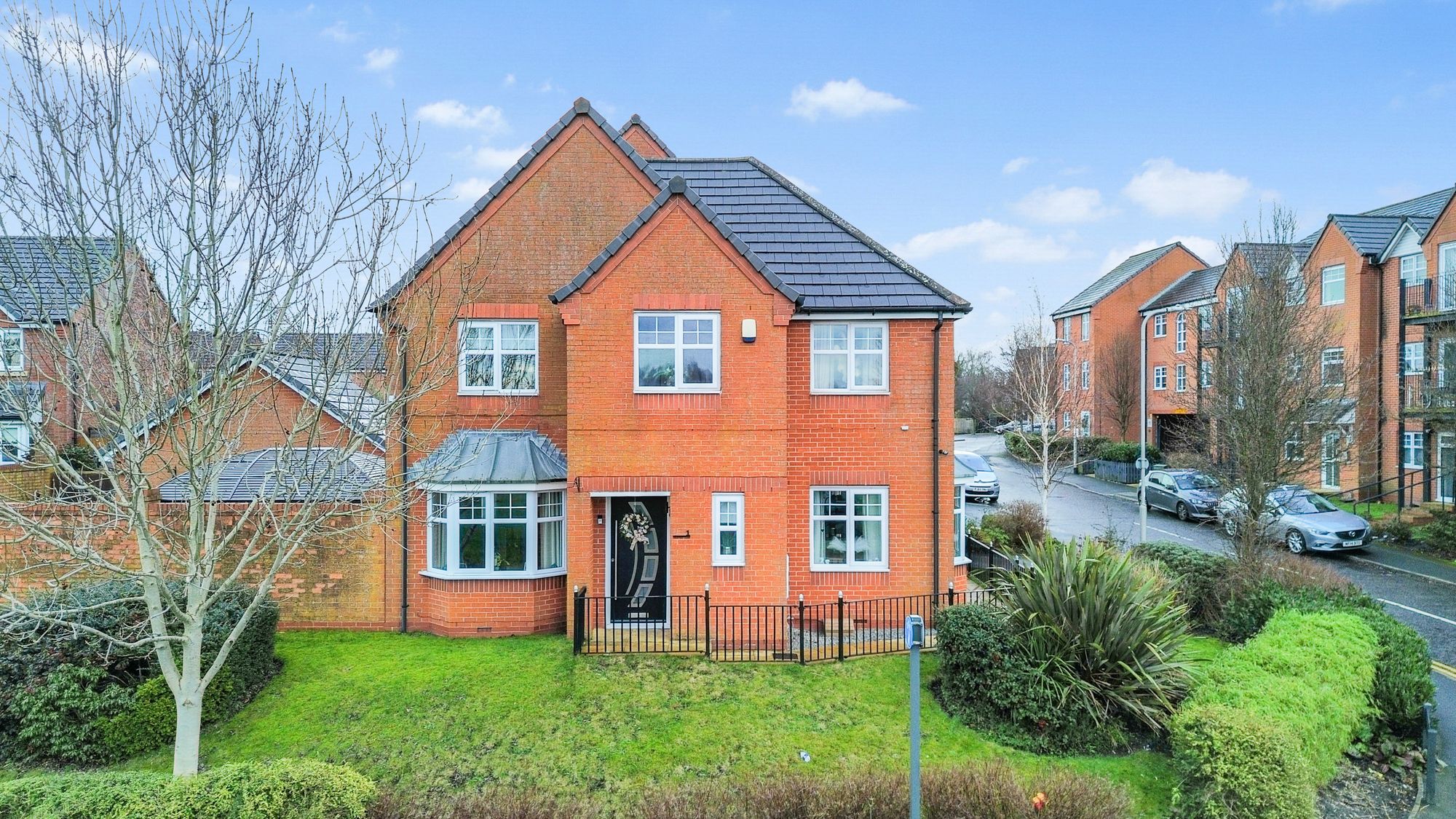 4 bedroom Detached house For Sale