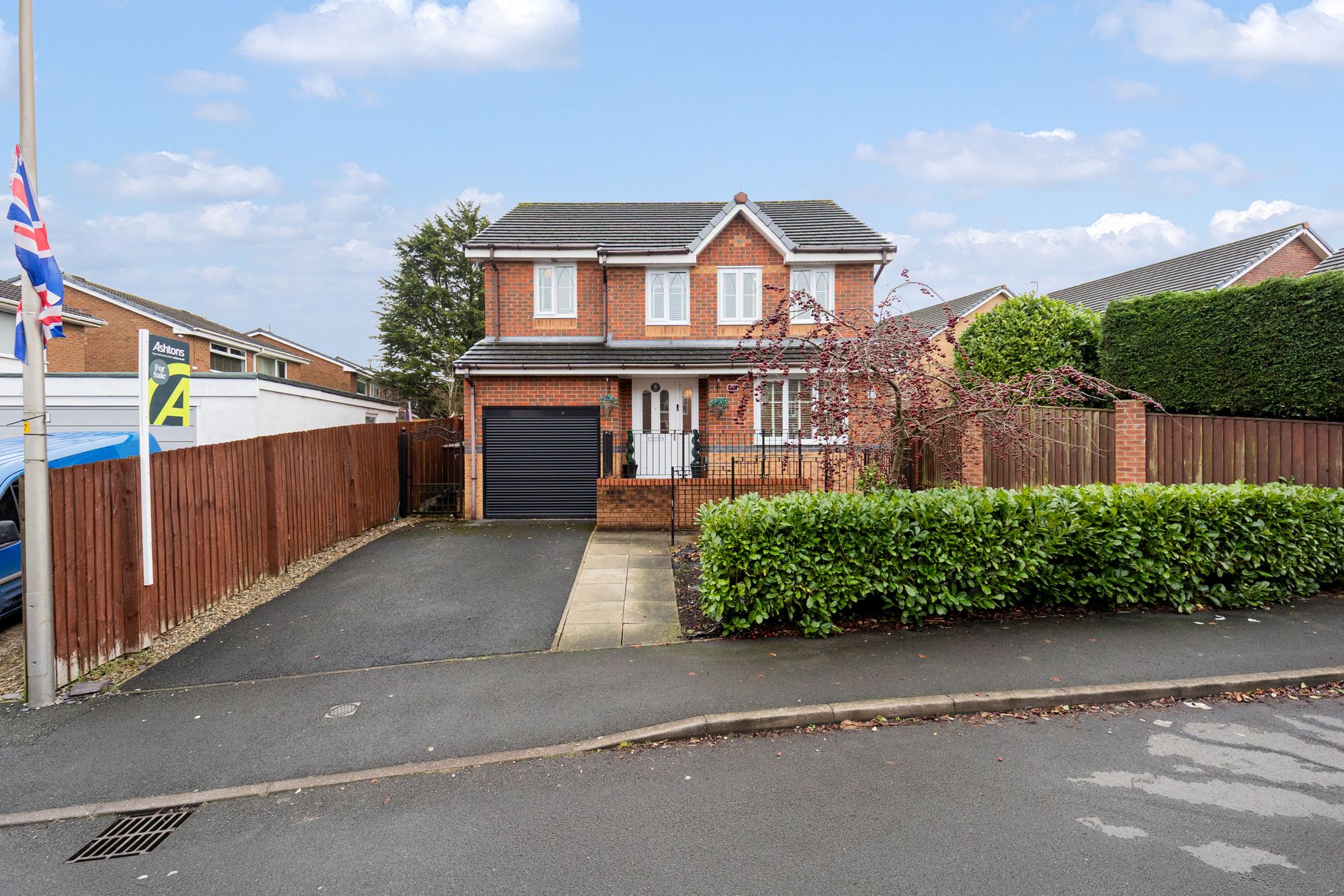 4 bedroom Detached house For Sale