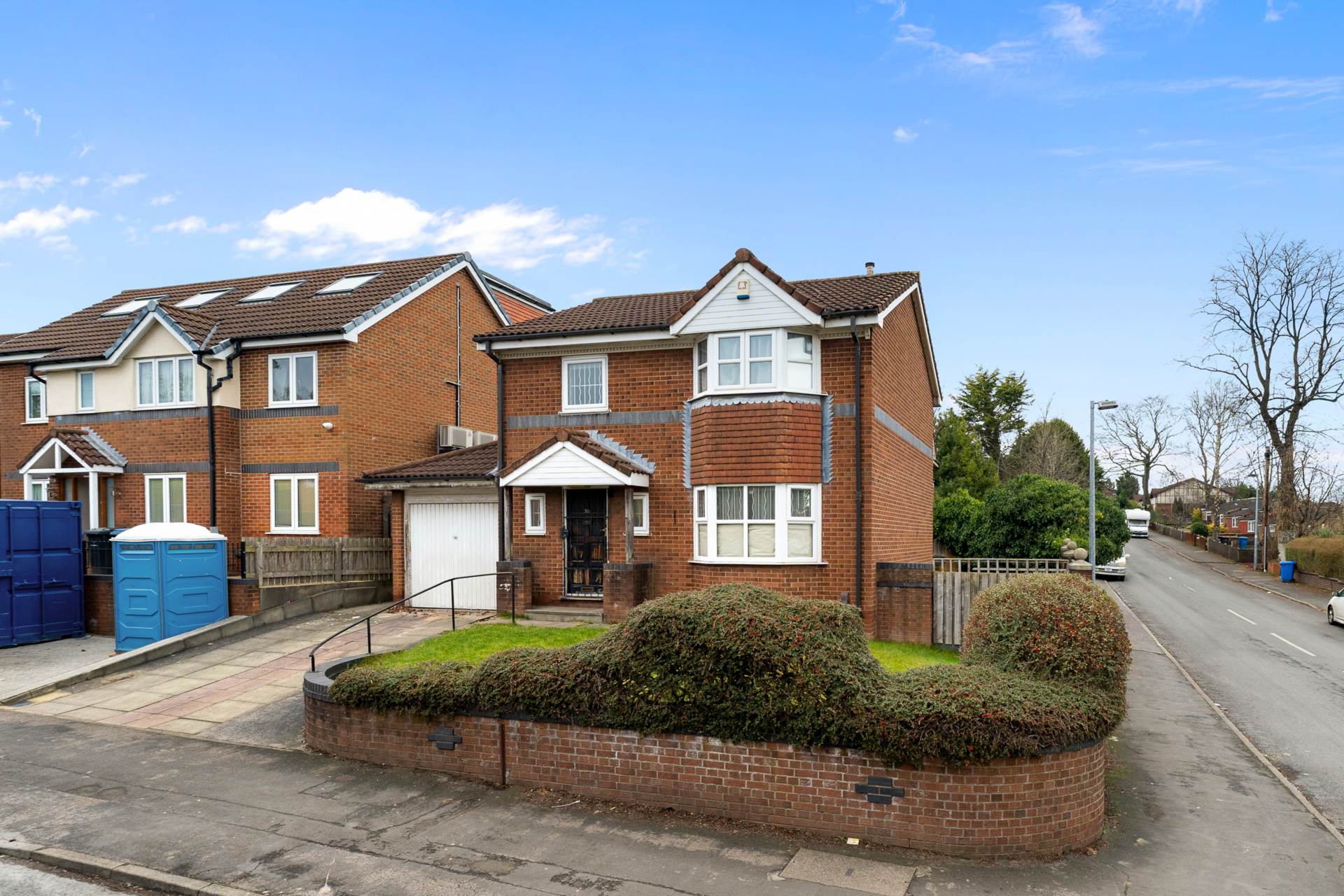 3 bedroom Detached house Under Offer