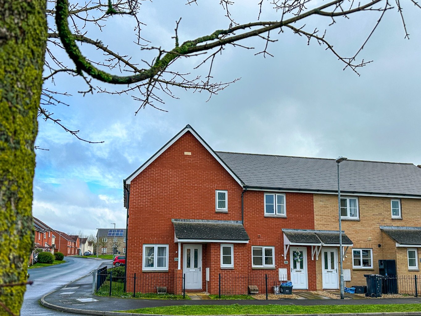 3 bedroom End of terrace house Let