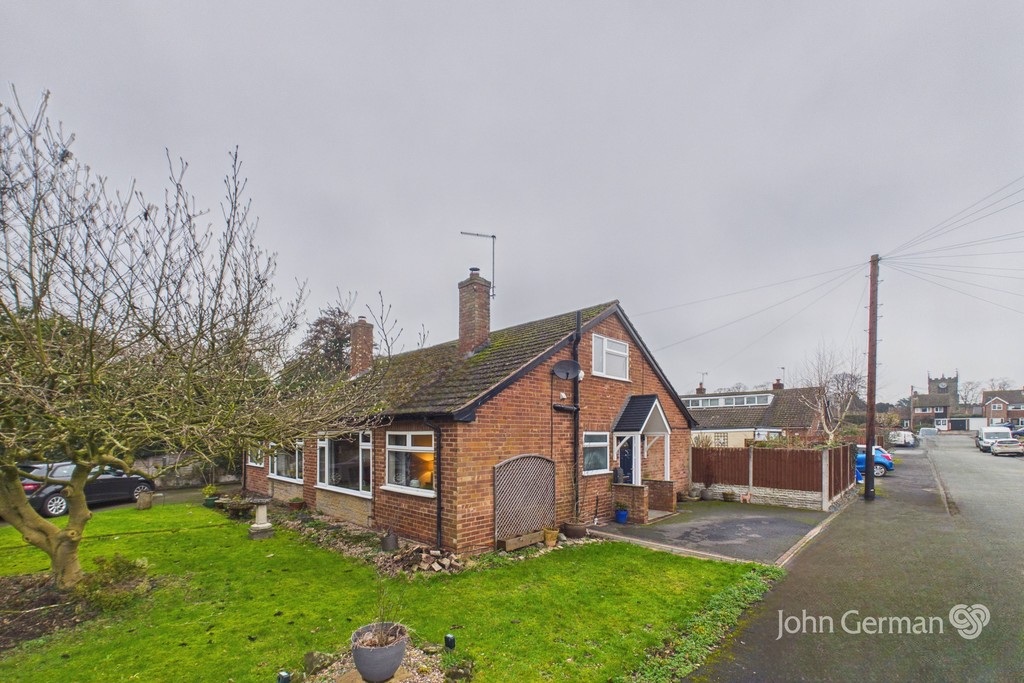 3 bedroom  For Sale