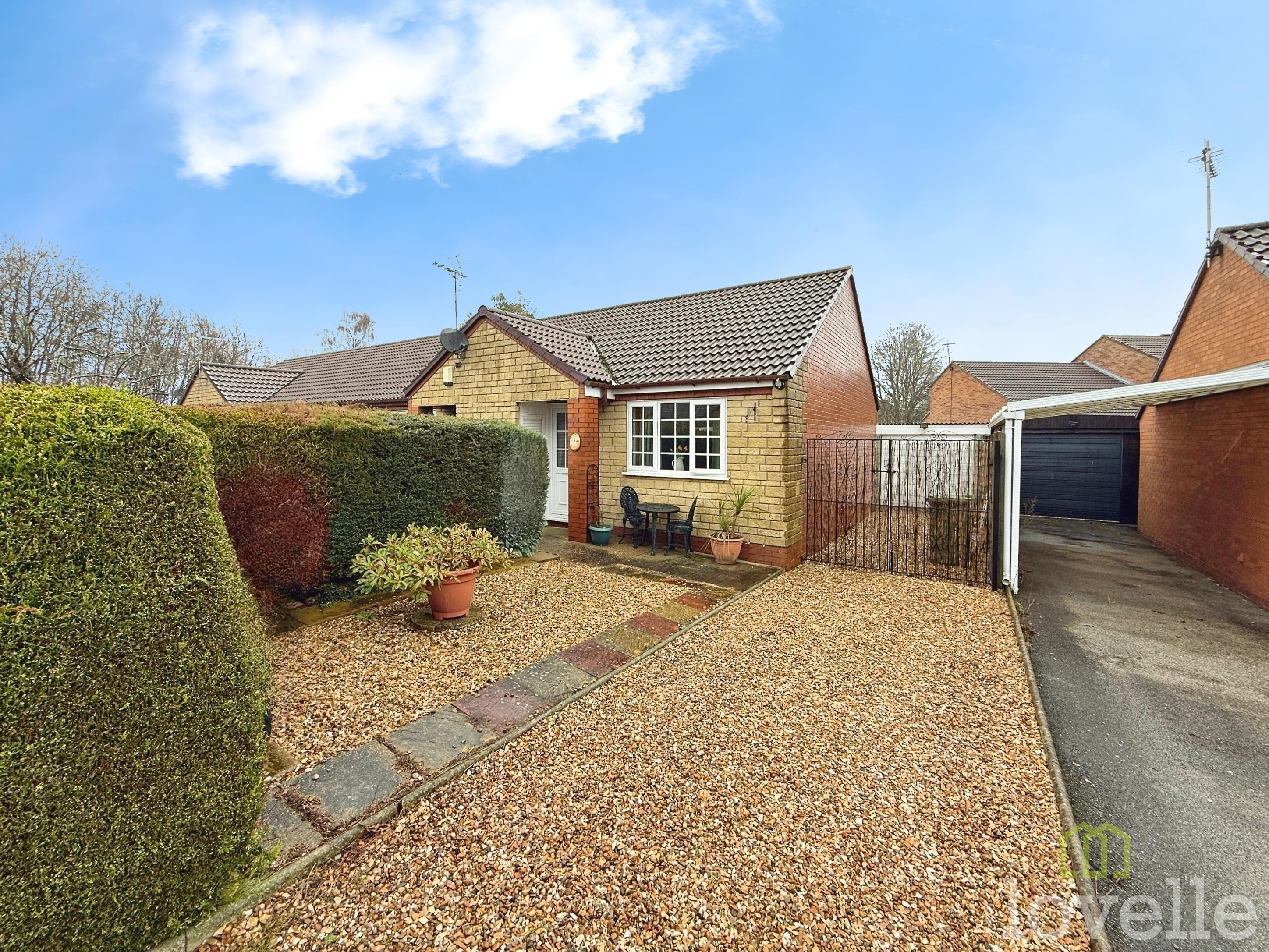 1 bedroom Detached bungalow Under Offer