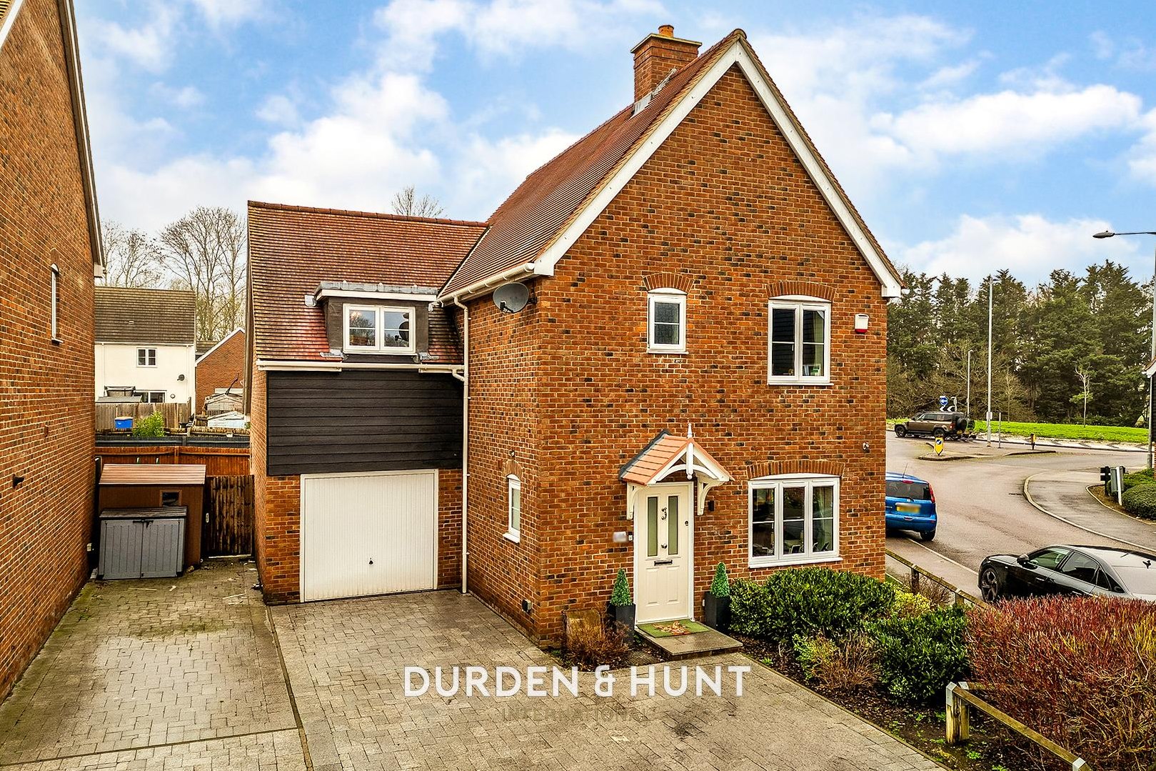 3 bedroom Detached house For Sale