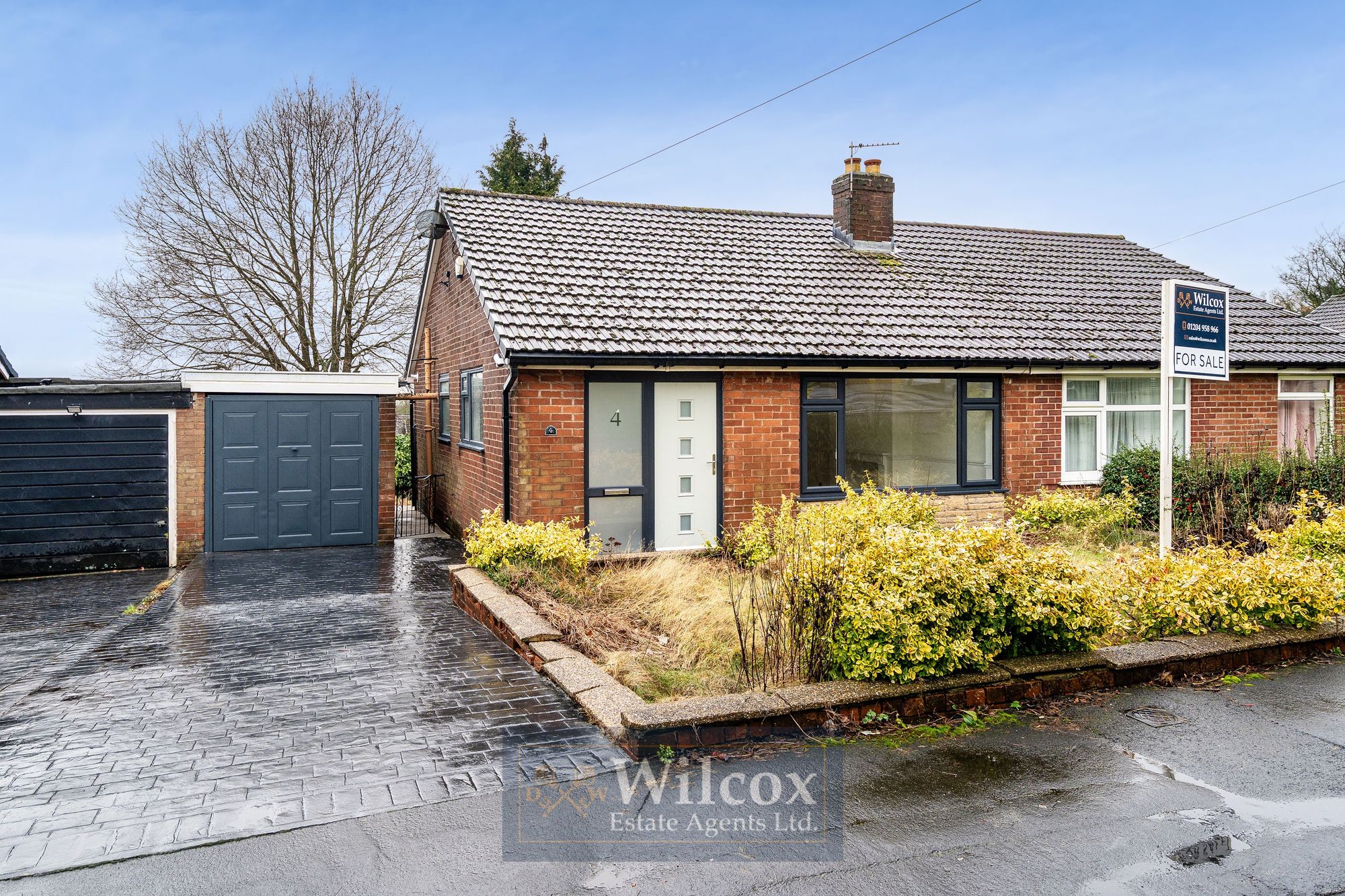 2 bedroom Detached bungalow Under Offer