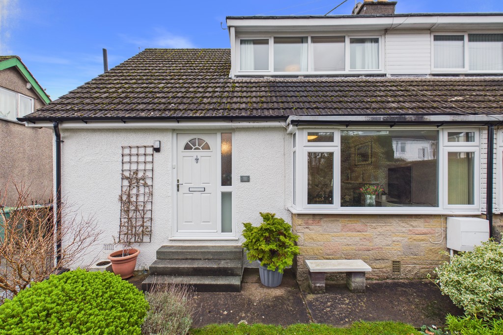 2 bedroom Village House For Sale