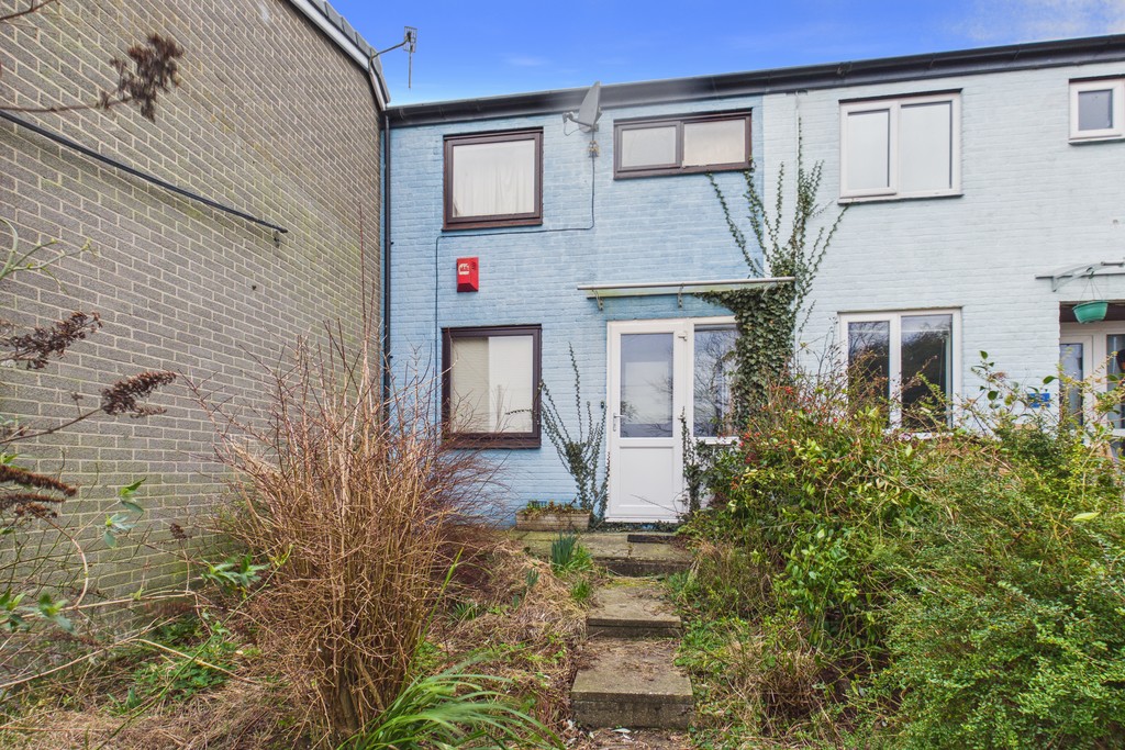 2 bedroom Village House For Sale