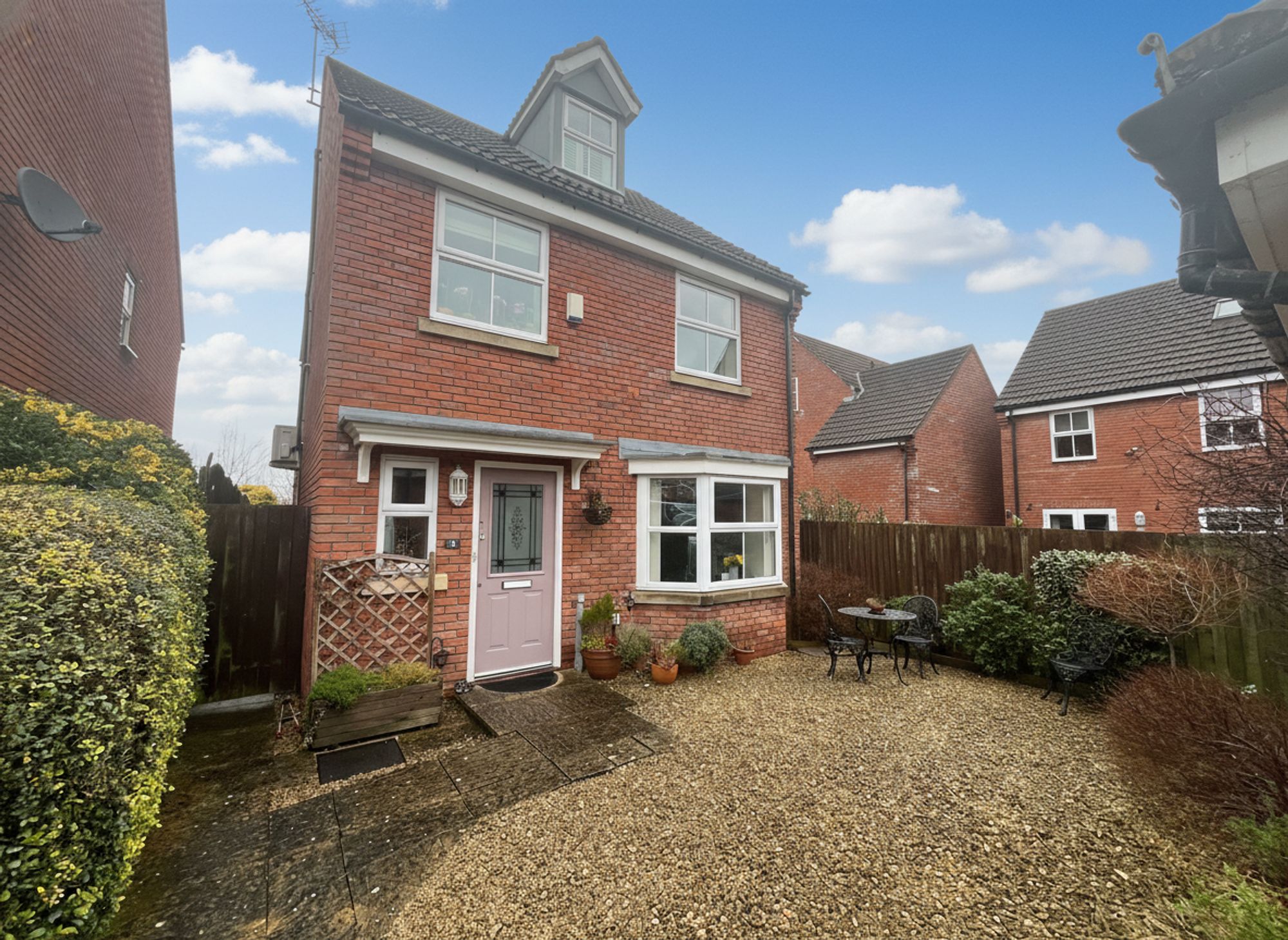 4 bedroom Detached house Under Offer
