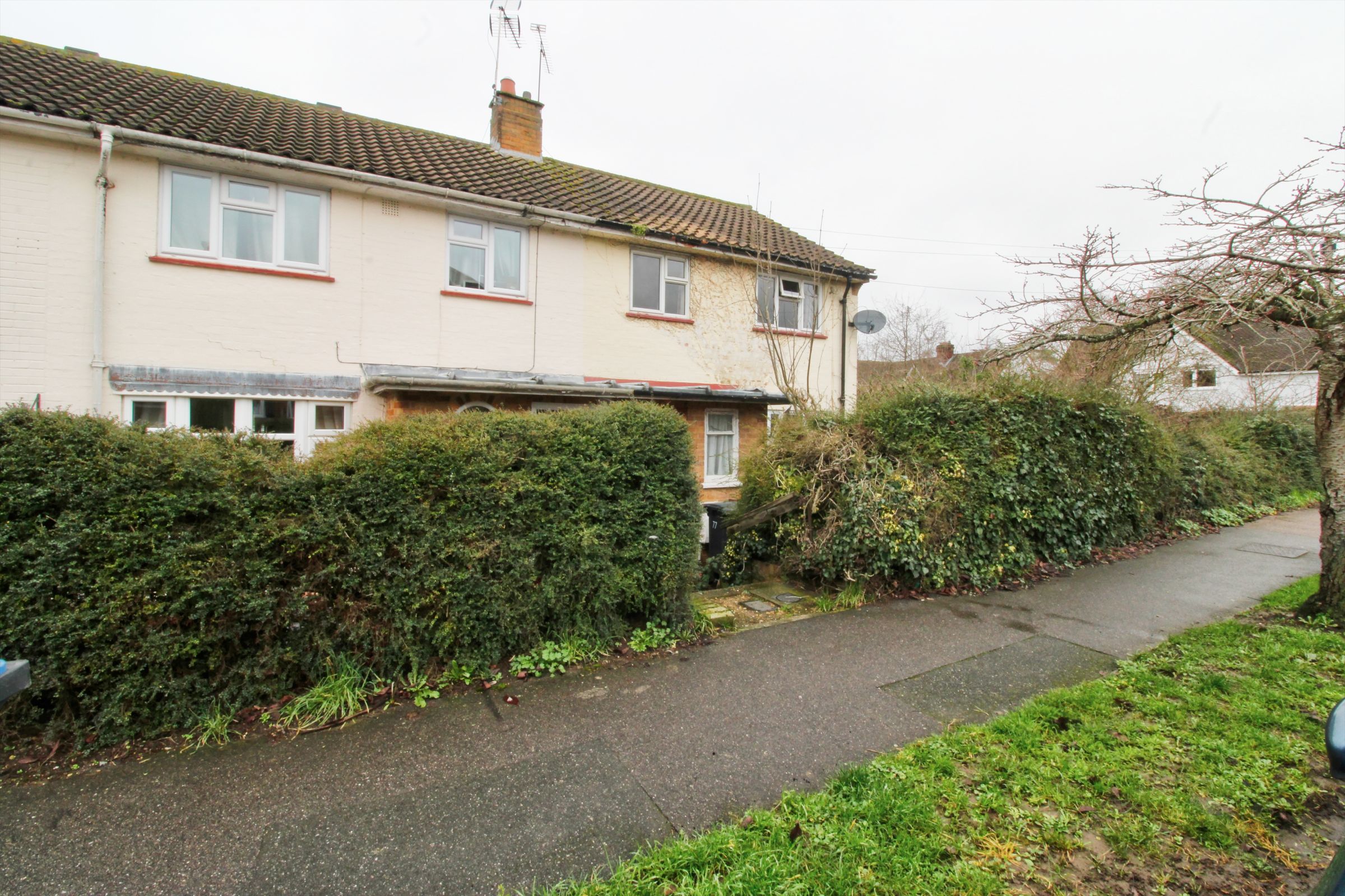 2 bedroom Terraced House Under Offer