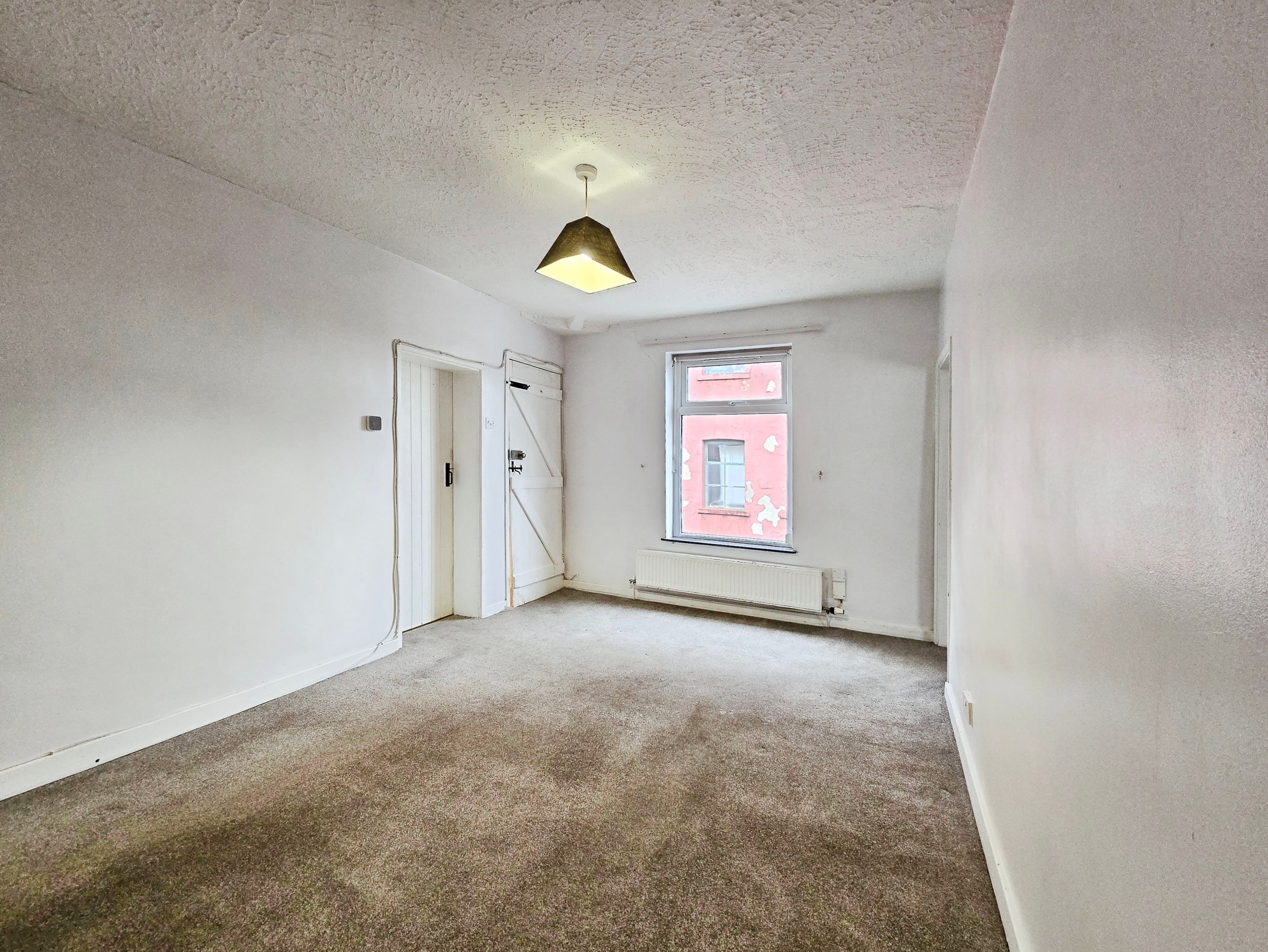 1 bedroom Flat To Let