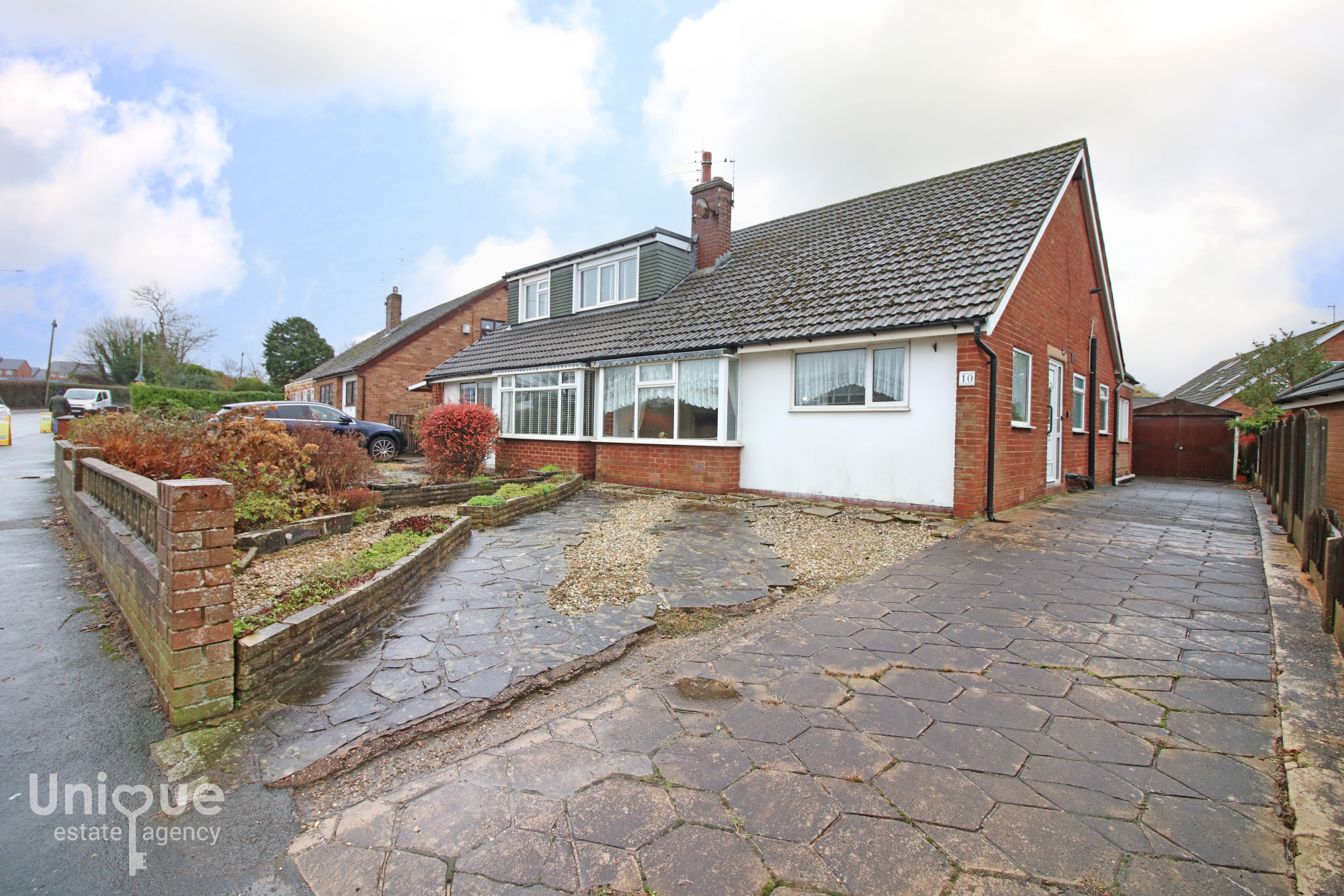 2 bedroom Detached bungalow Under Offer