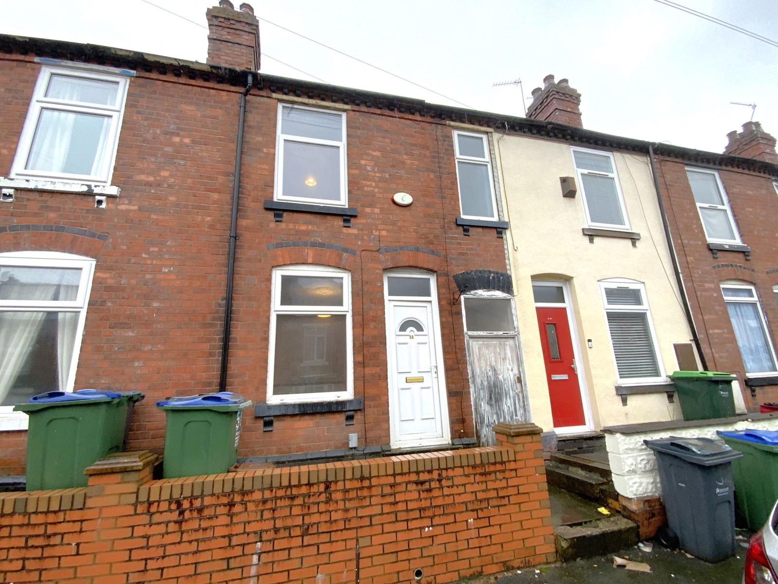 2 bedroom Terraced House Under Offer