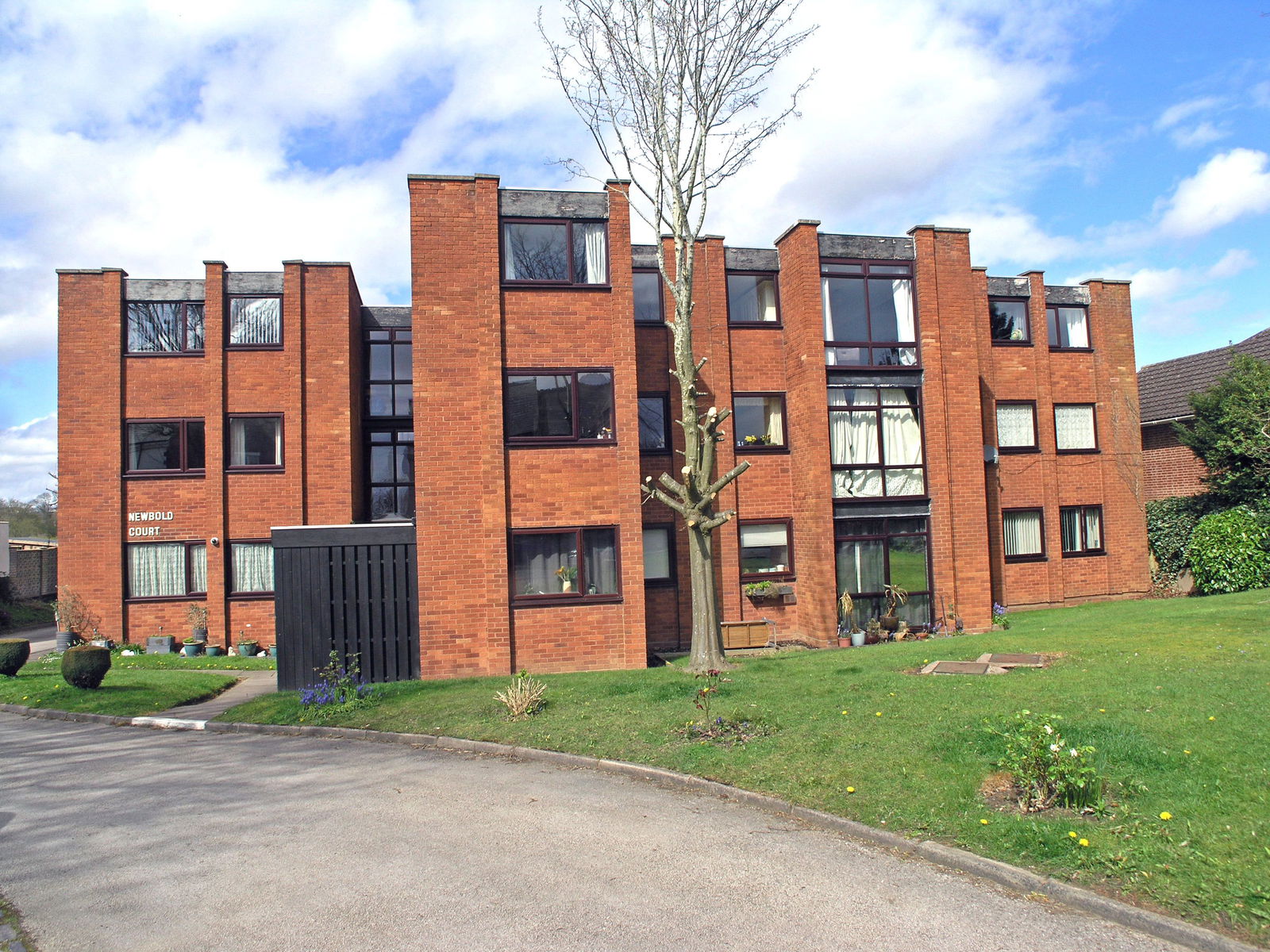 2 bedroom Apartment Under Offer