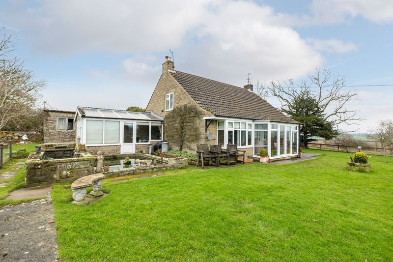 3 bedroom Bungalow Under Offer