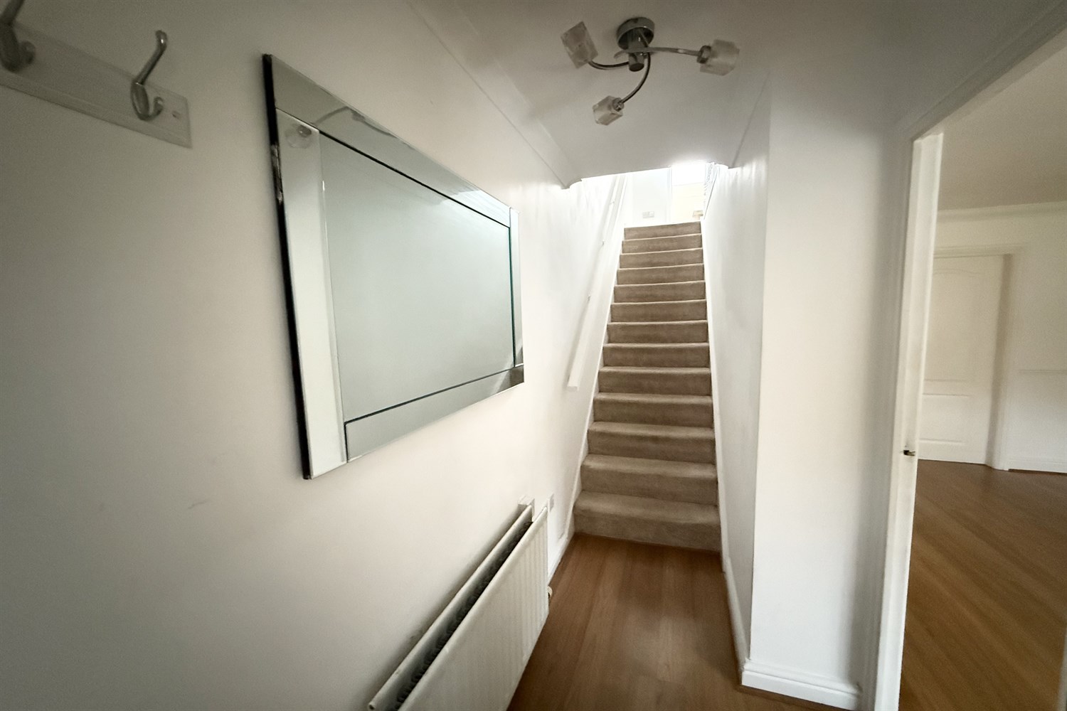 3 bedroom Link detached house Under Offer