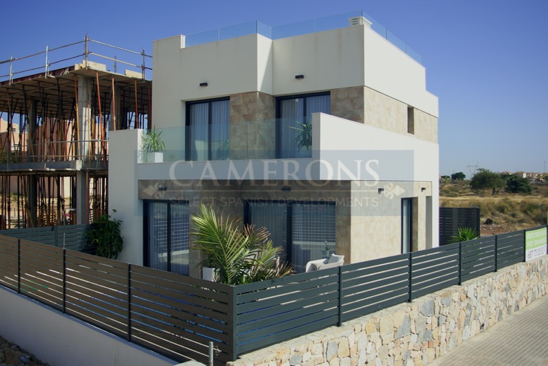 3 bedroom Villa For Sale