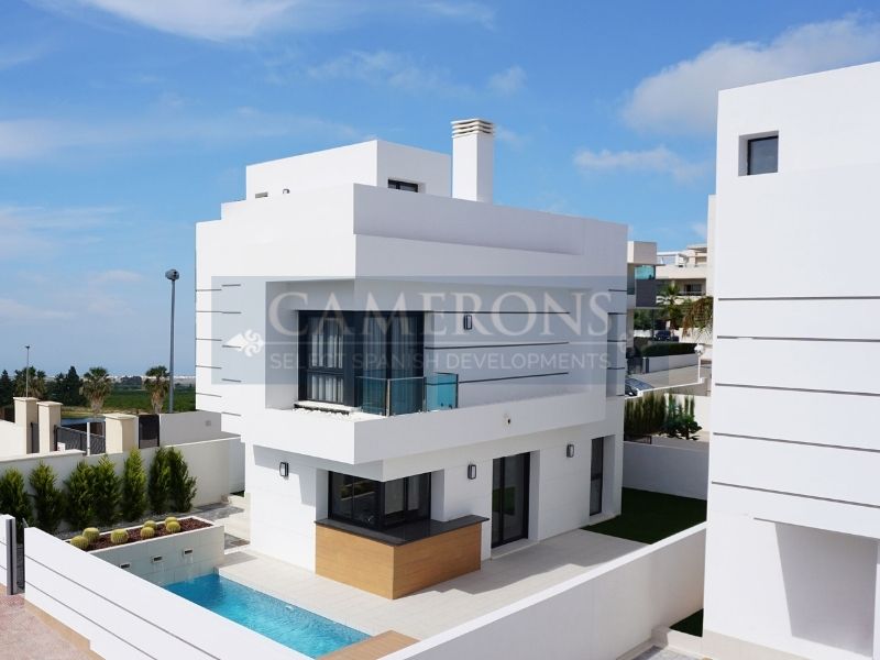 3 bedroom Villa For Sale
