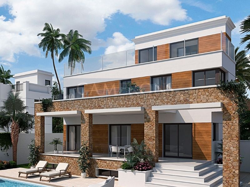 4 bedroom Villa For Sale