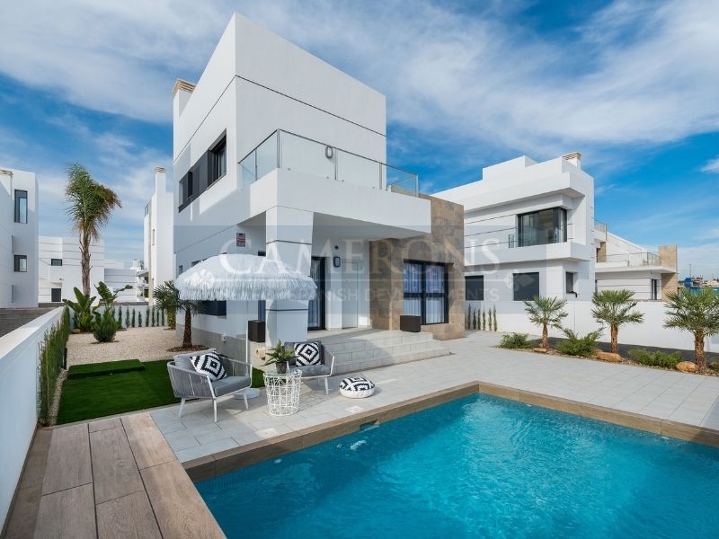 3 bedroom Villa For Sale