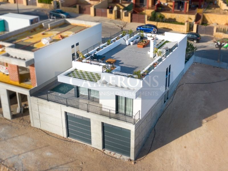 2 bedroom Villa For Sale