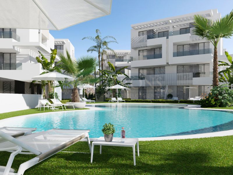 3 bedroom Apartment For Sale