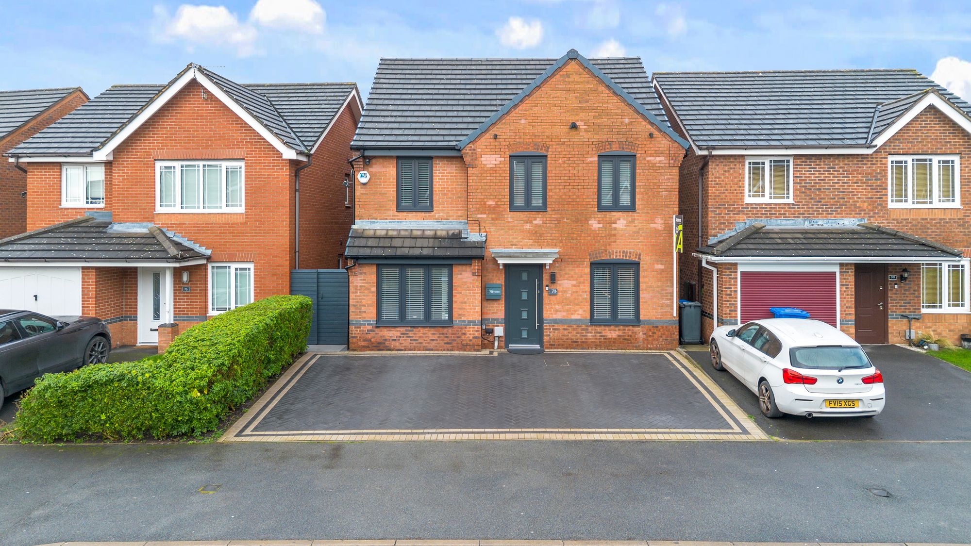 4 bedroom Detached house Under Offer