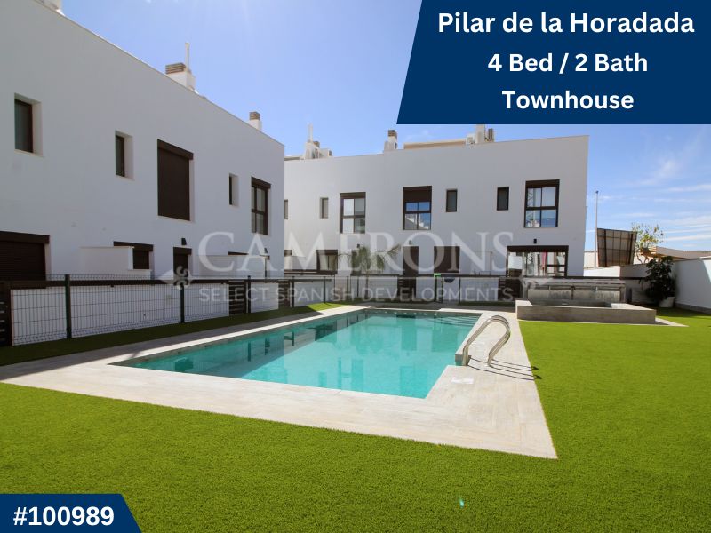 4 bedroom Town house For Sale