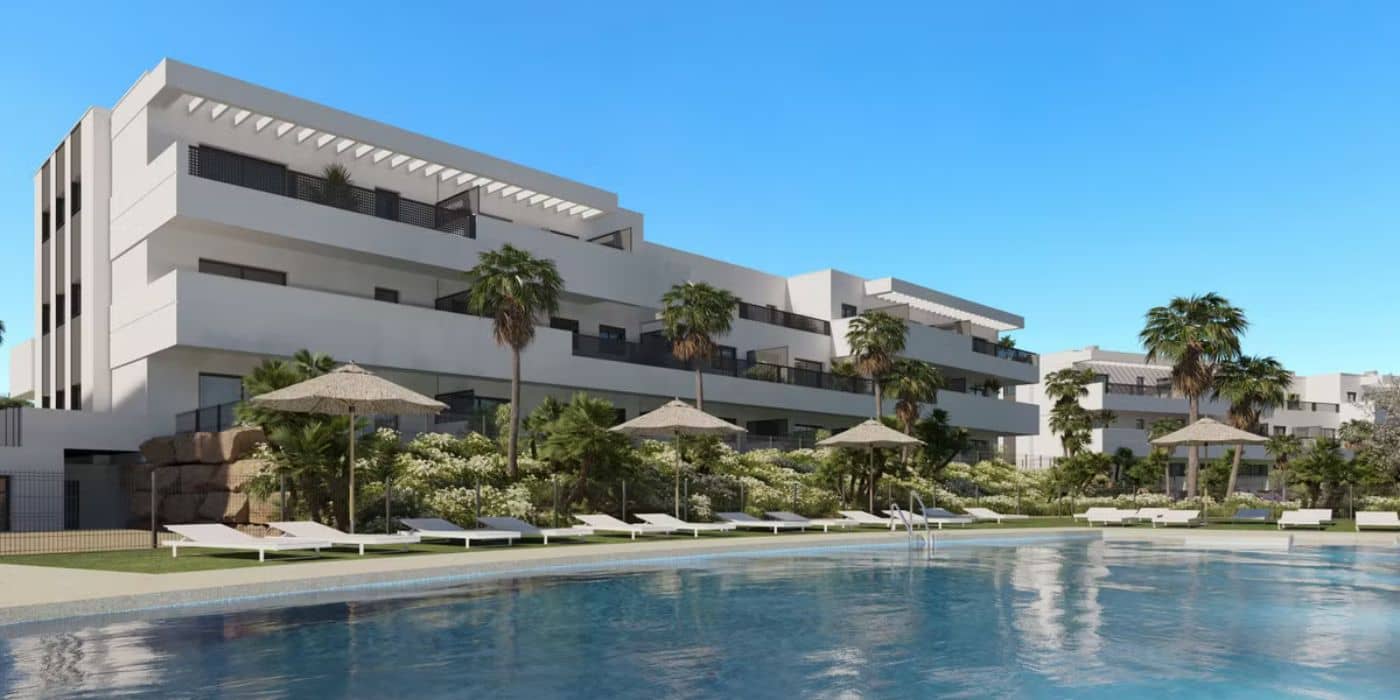 3 bedroom Apartment For Sale