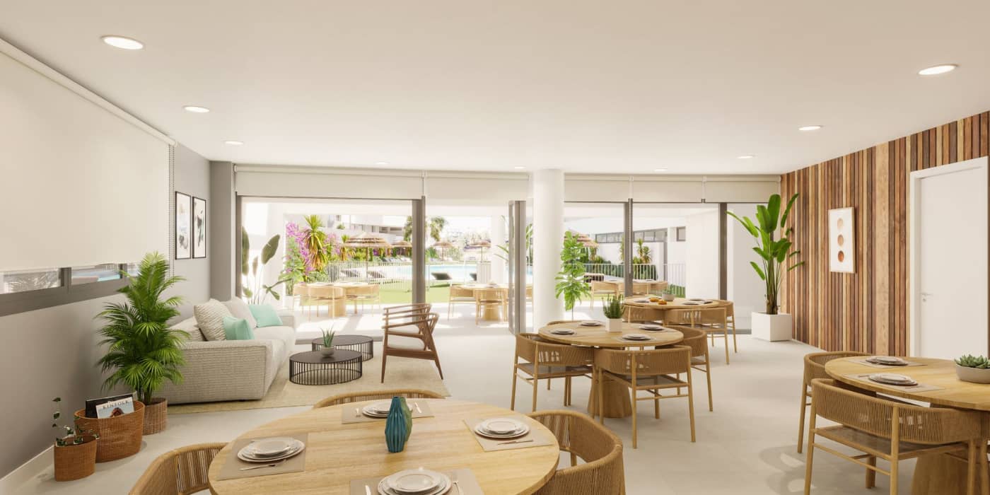 3 bedroom Flat For Sale