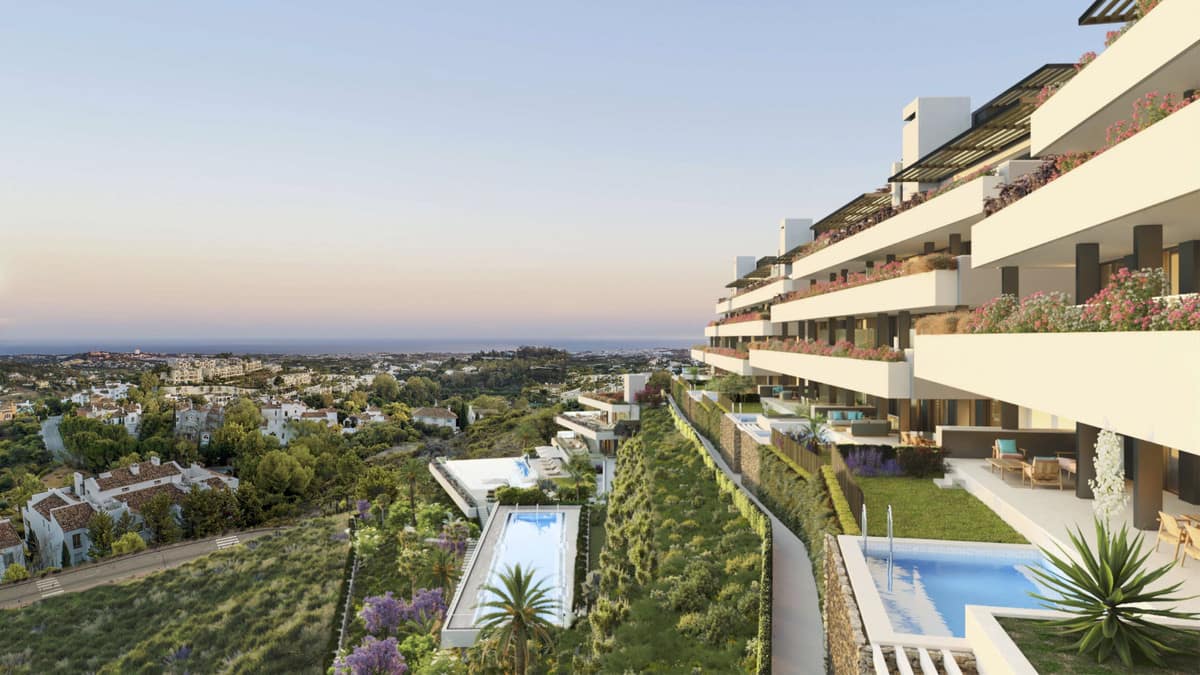 3 bedroom Apartment For Sale