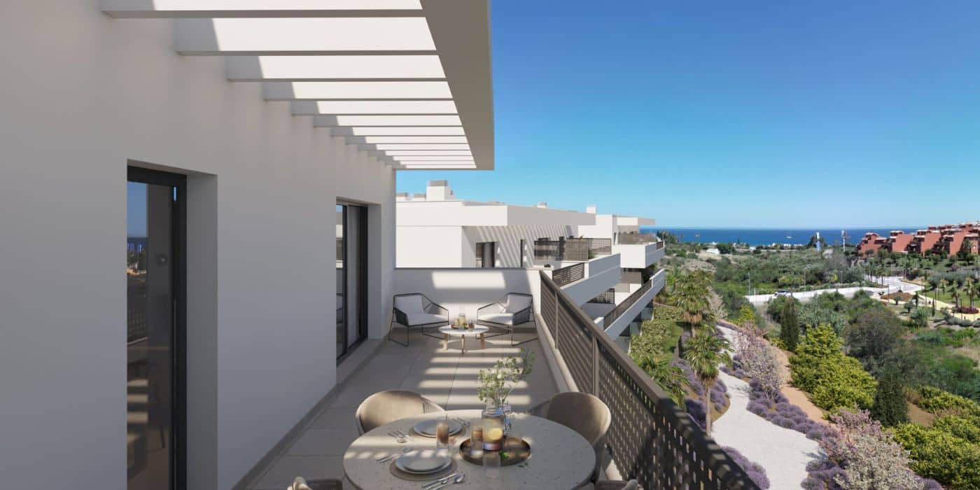 3 bedroom Flat For Sale