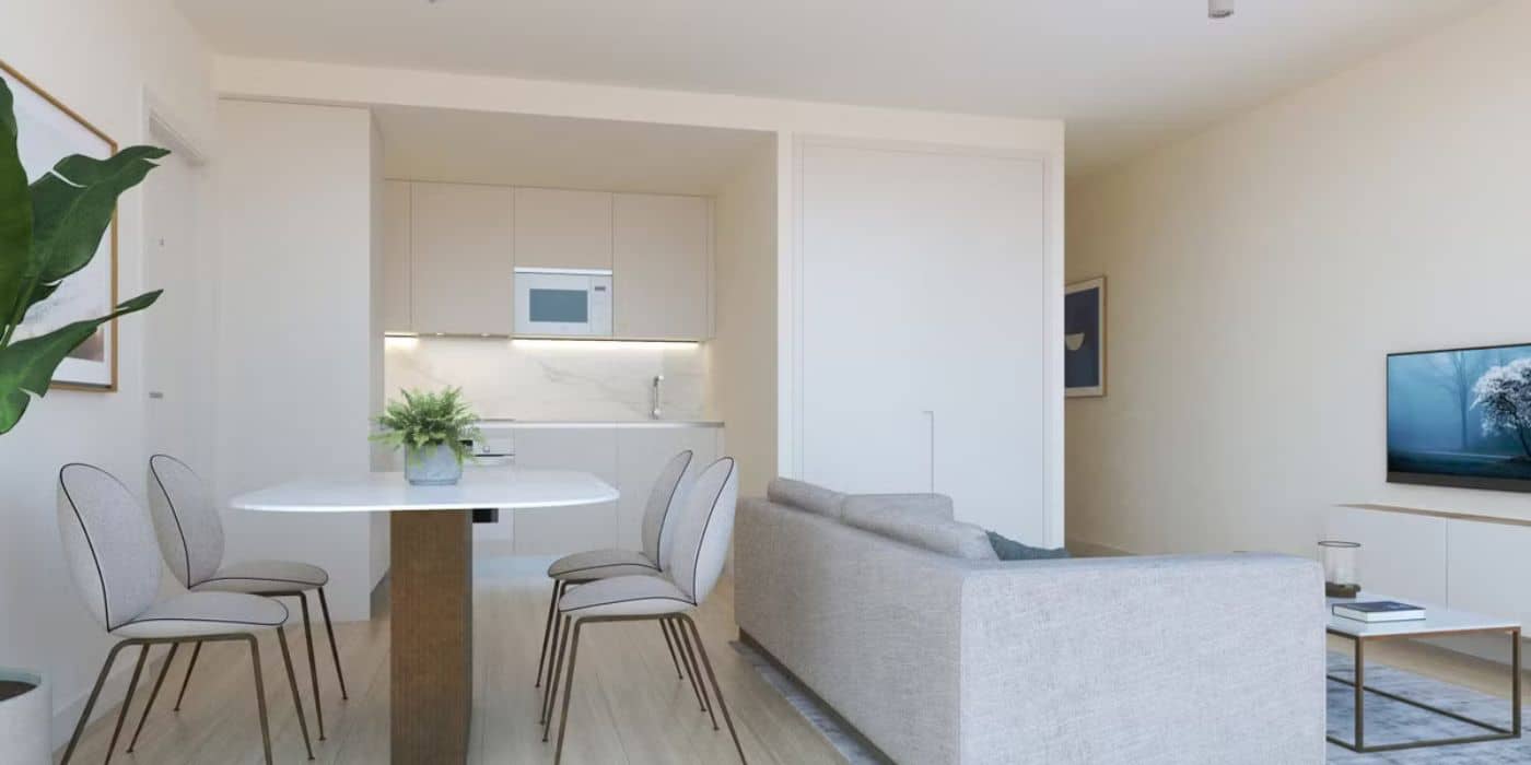 2 bedroom Flat For Sale