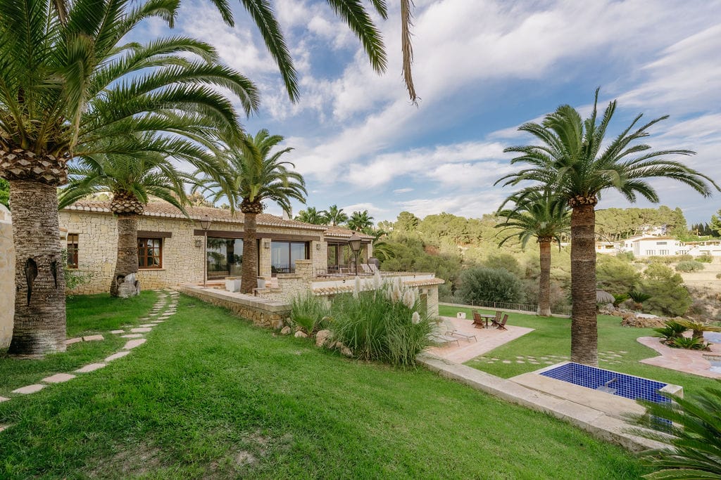 5 bedroom Finca For Sale
