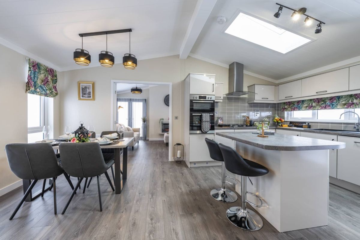 2 bedroom  For Sale