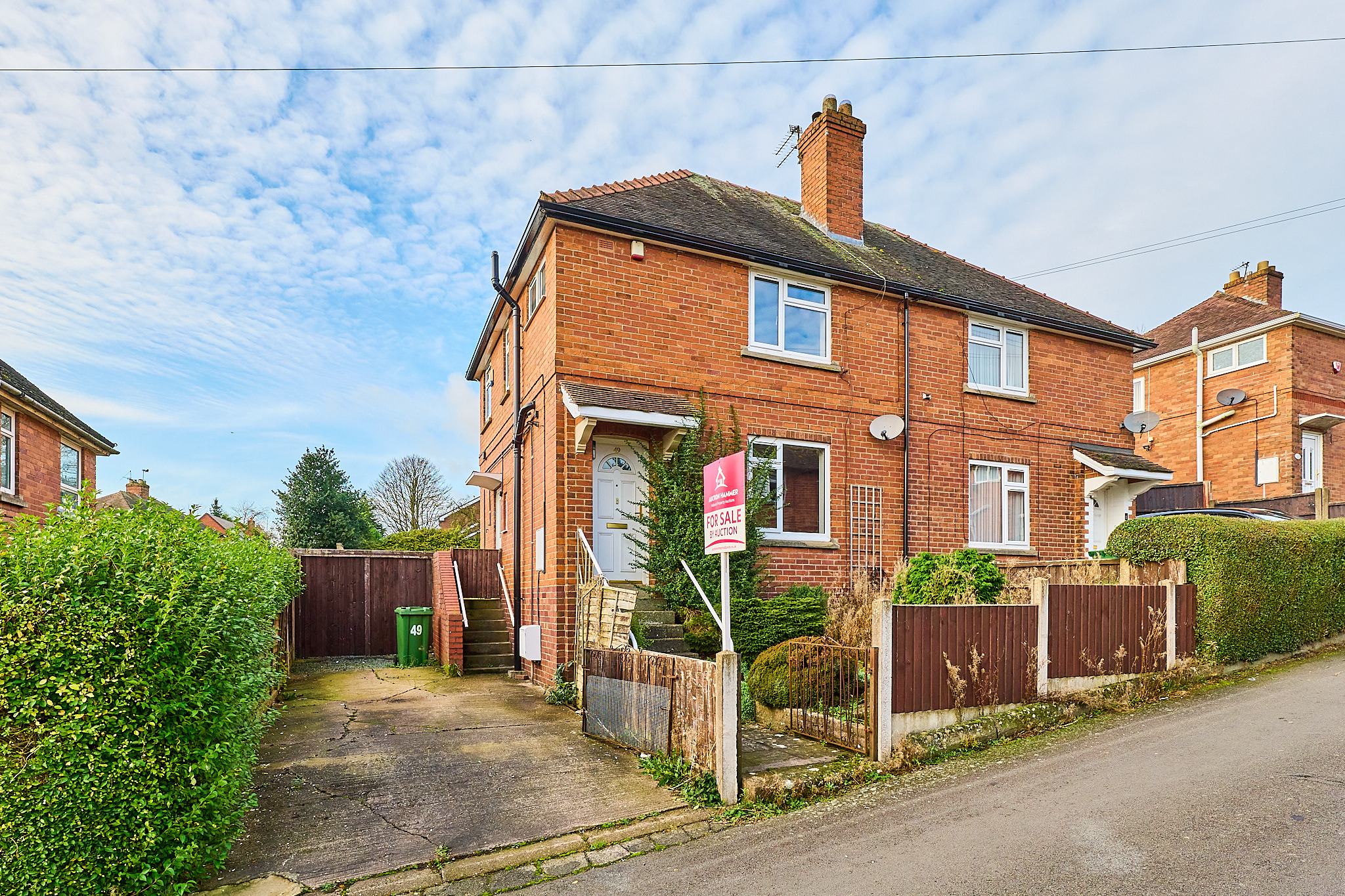 3 bedroom Semi-detached house Sold