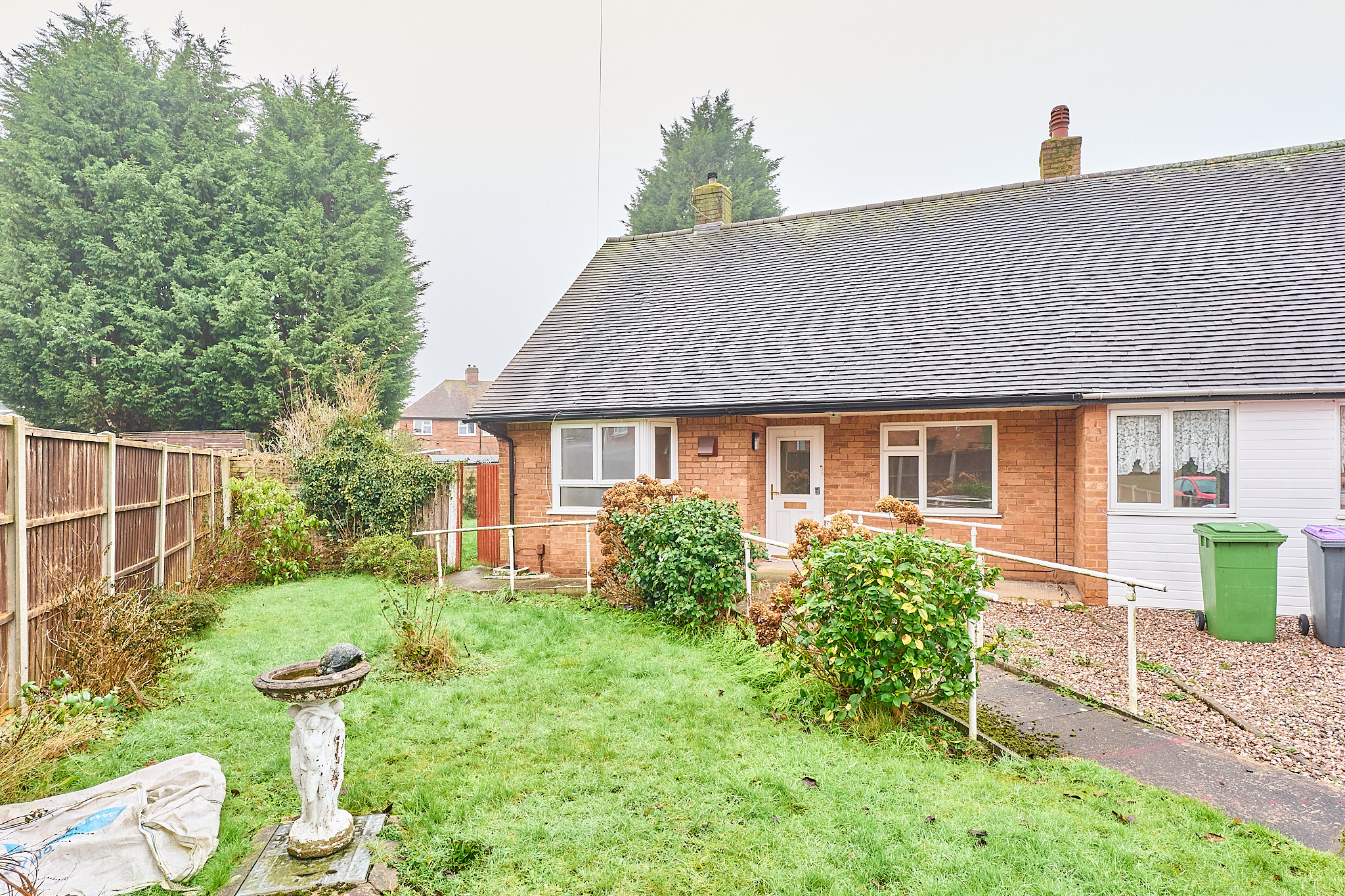 2 bedroom Detached bungalow Sold