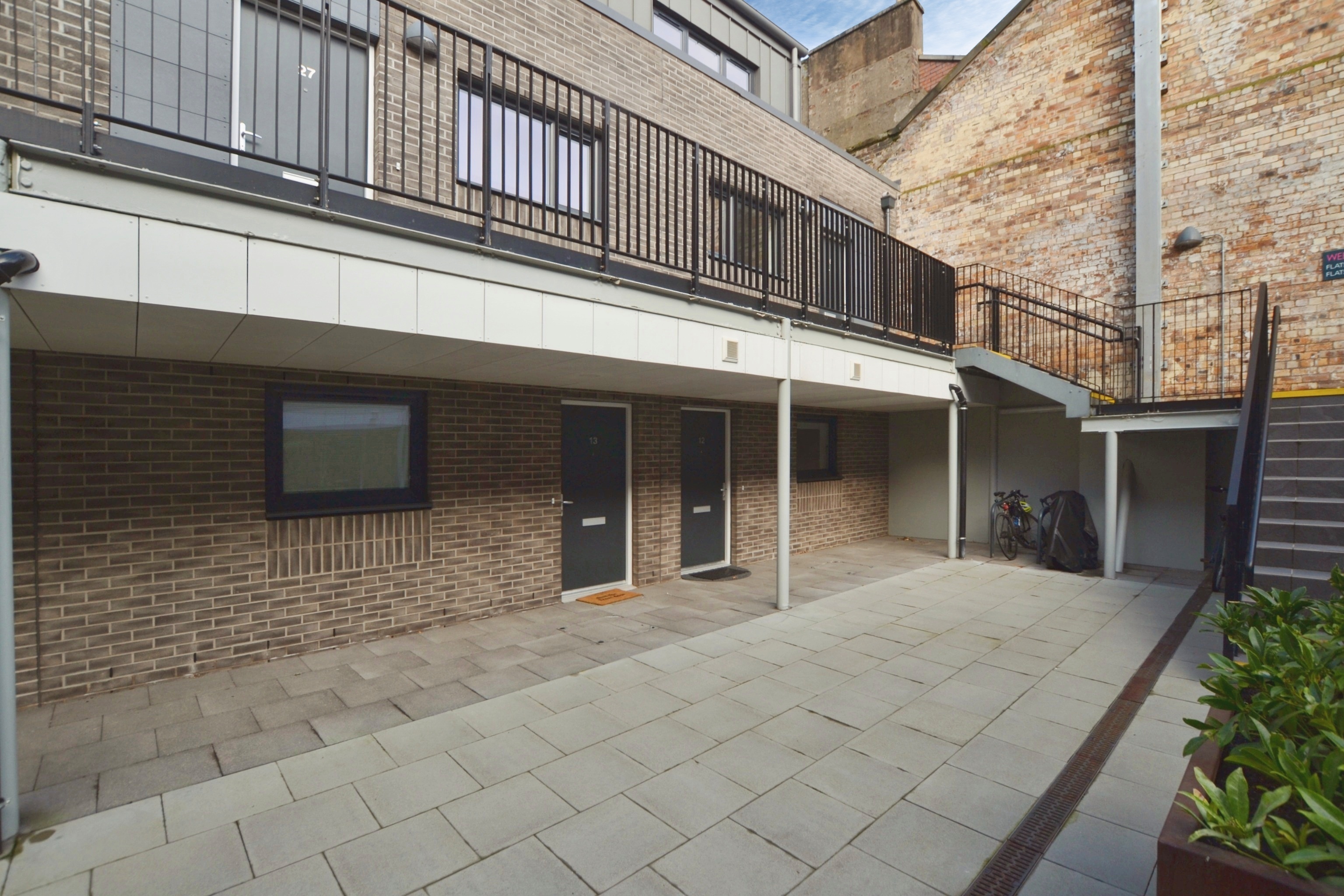 1 bedroom Flat To Let