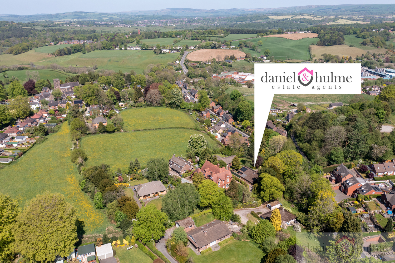 4 bedroom Detached bungalow Under Offer