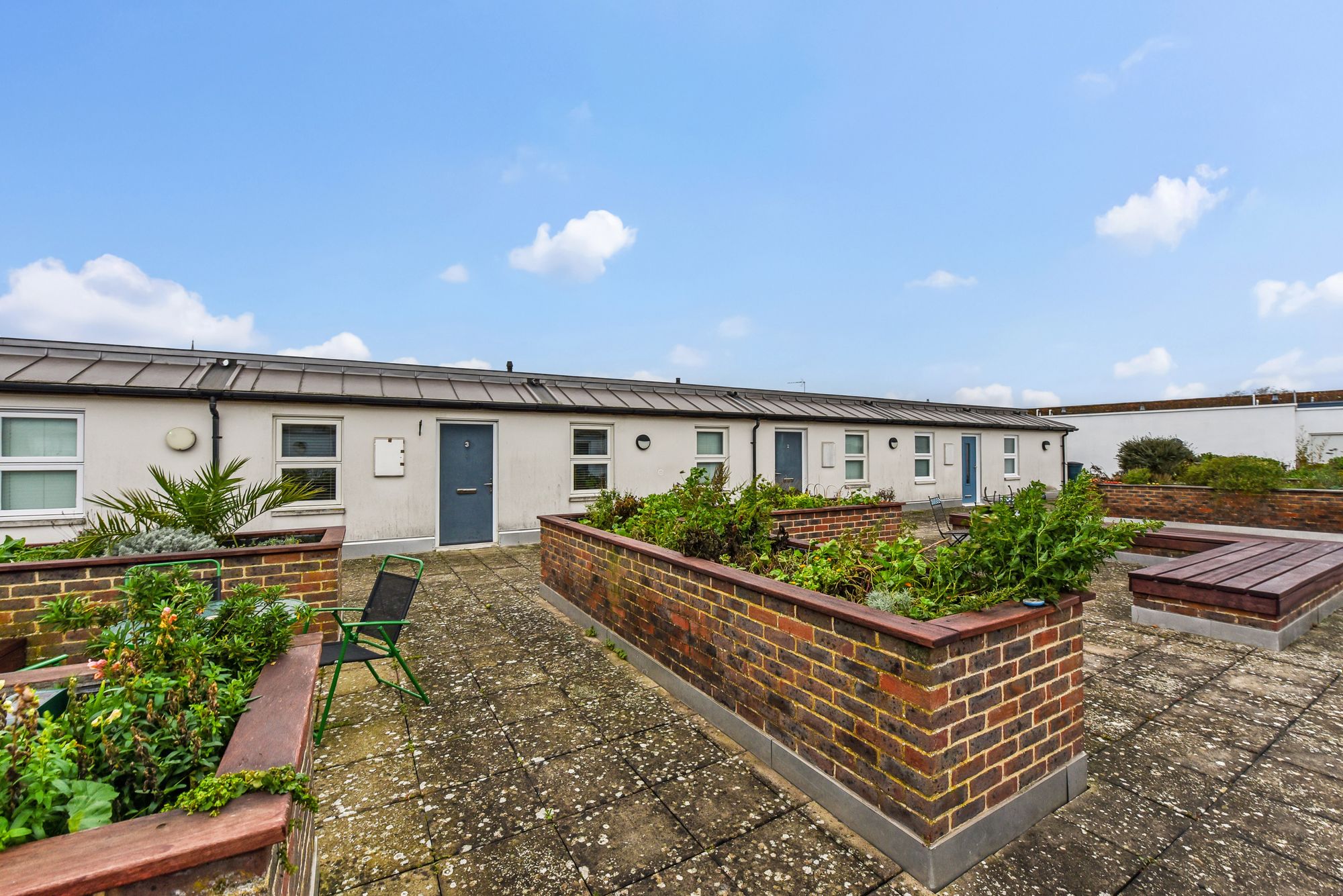 2 bedroom Flat Under Offer