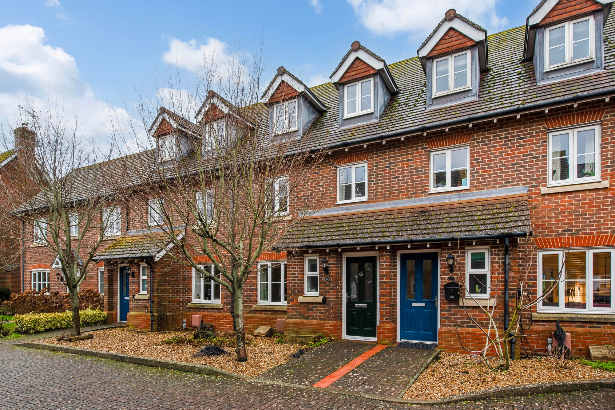 4 bedroom Terraced House For Sale