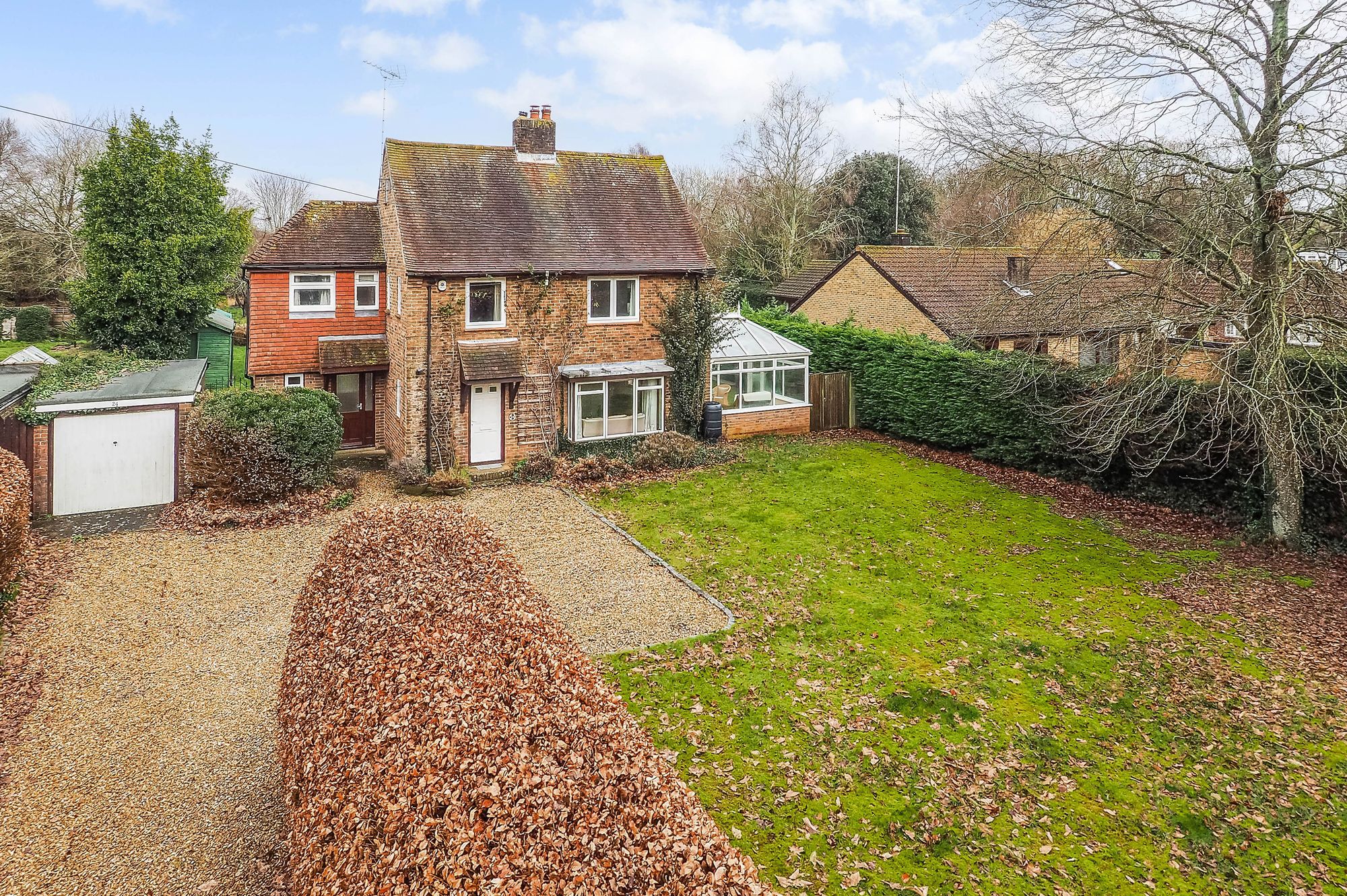 3 bedroom Detached house For Sale