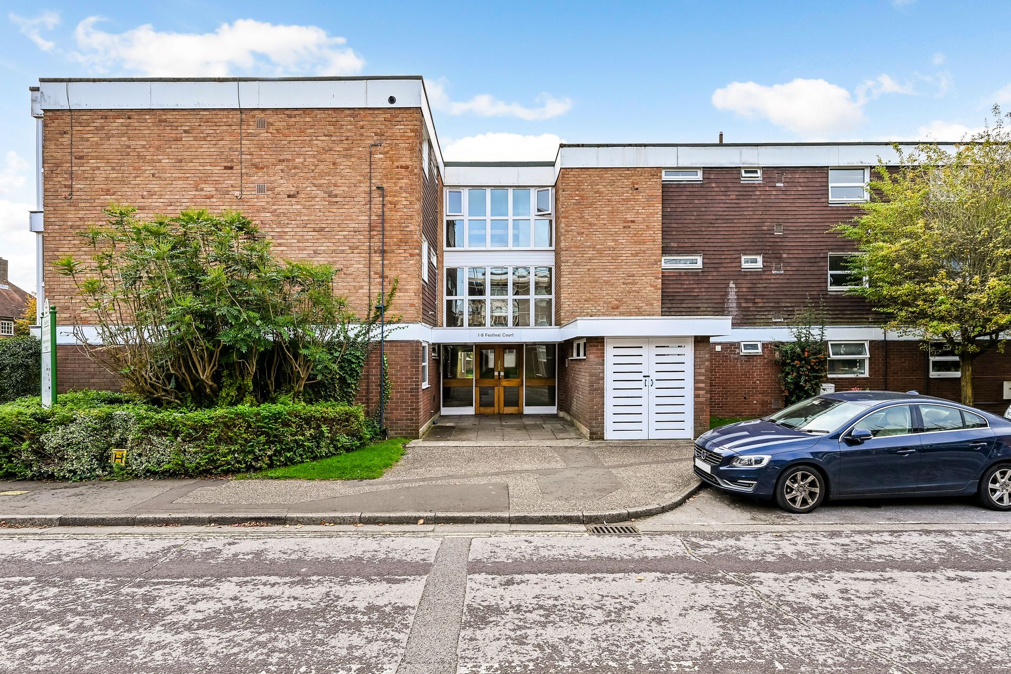 2 bedroom Apartment Under Offer