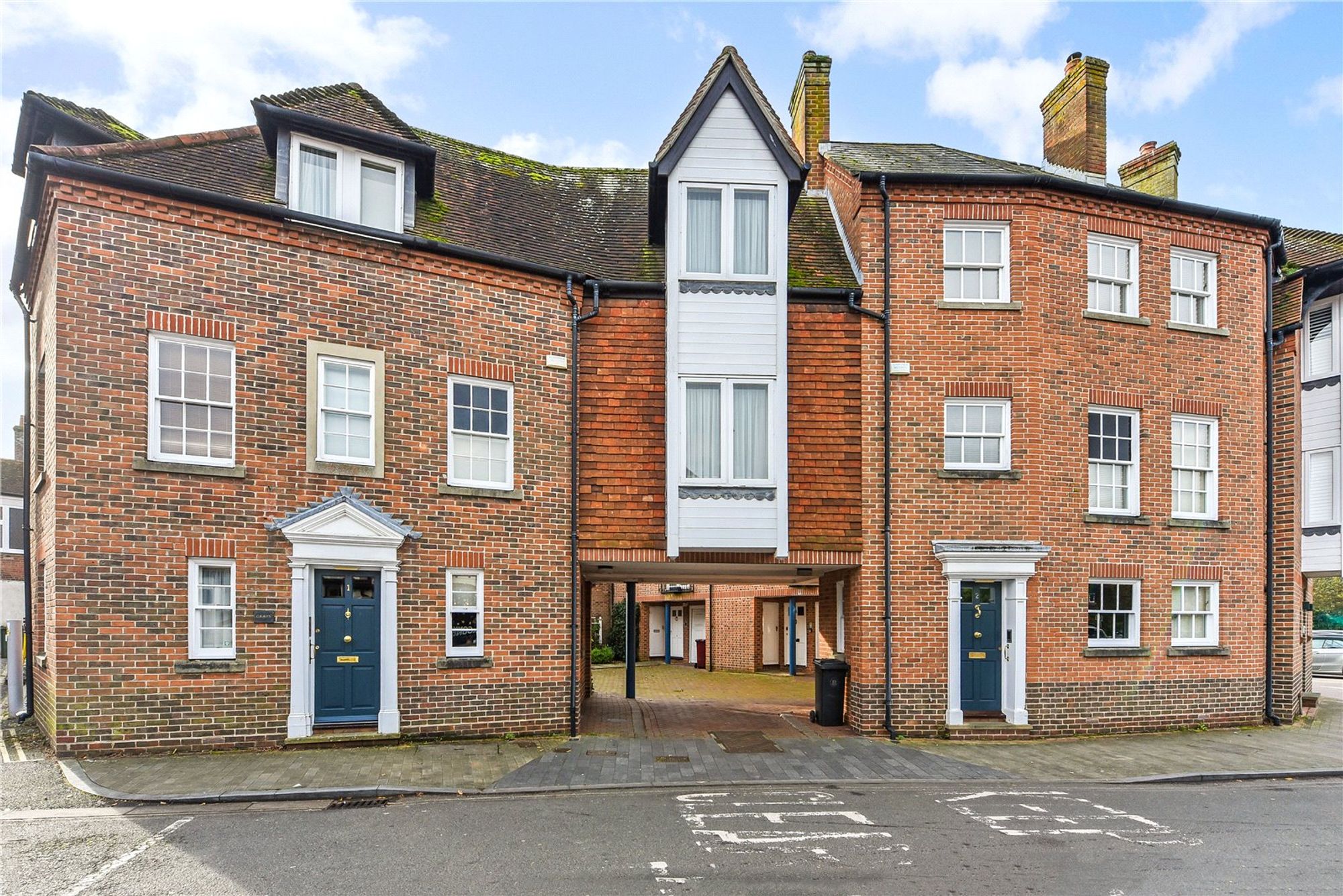 3 bedroom Terraced House Under Offer