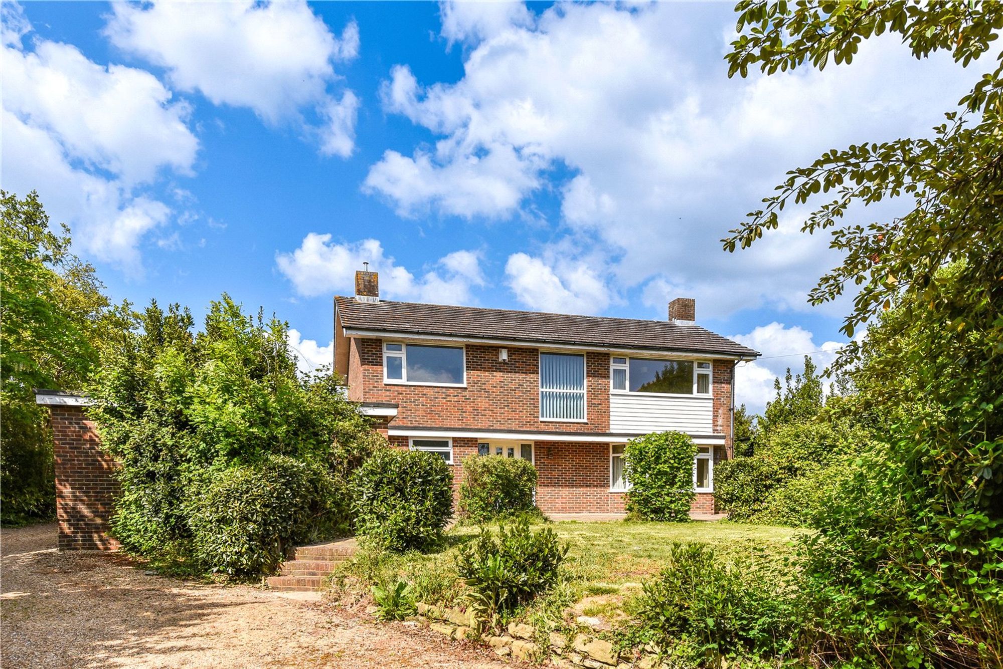 4 bedroom Detached house Under Offer