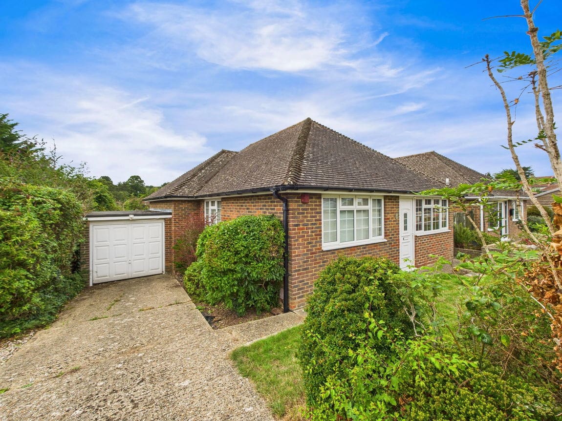 2 bedroom Bungalow Under Offer